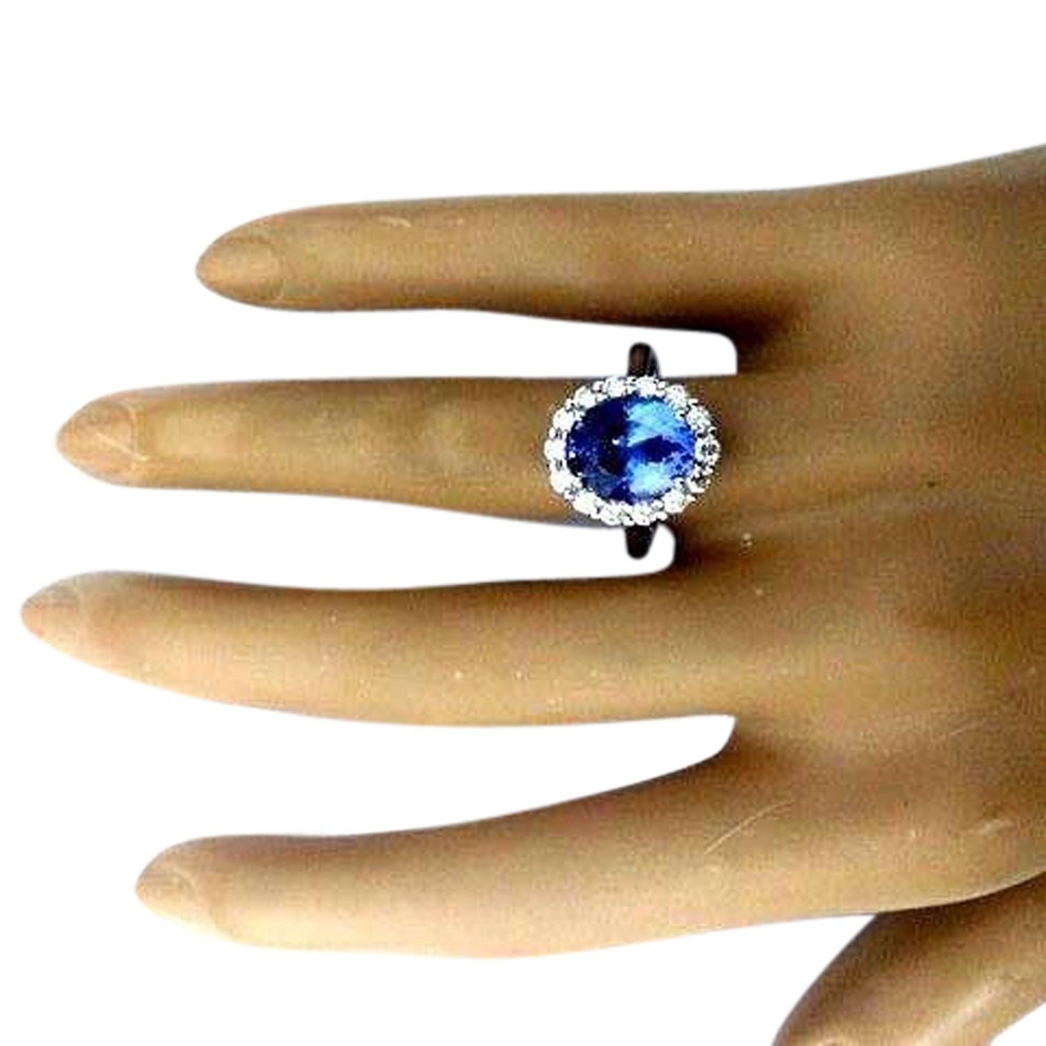 Natural Tanzanite Diamond Ring In 14 Karat Solid White Gold In New Condition For Sale In Manhattan Beach, CA