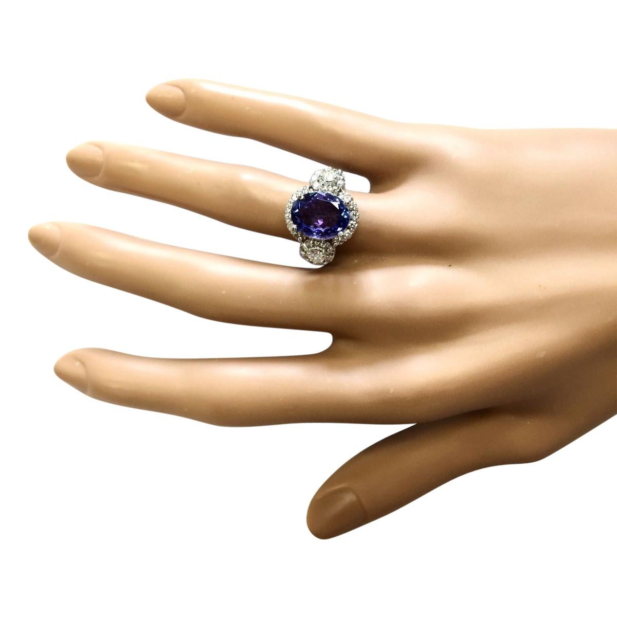 Natural Tanzanite Diamond Ring In 14 Karat White Gold In New Condition For Sale In Manhattan Beach, CA