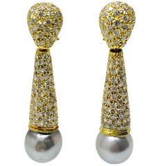 Boucles d'oreilles en or jaune 18 carats avec diamants blancs de 4,80 carats et perles des mers du Sud