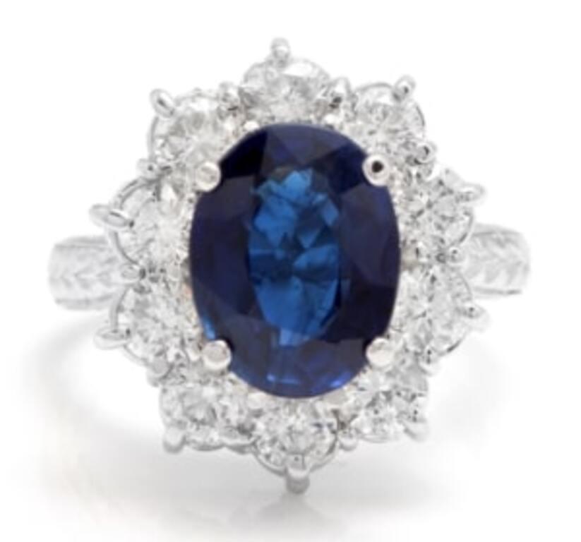 4.80 Carat Exquisite Natural Blue Sapphire and Diamond 14 Karat Solid White Gold In New Condition For Sale In Los Angeles, CA