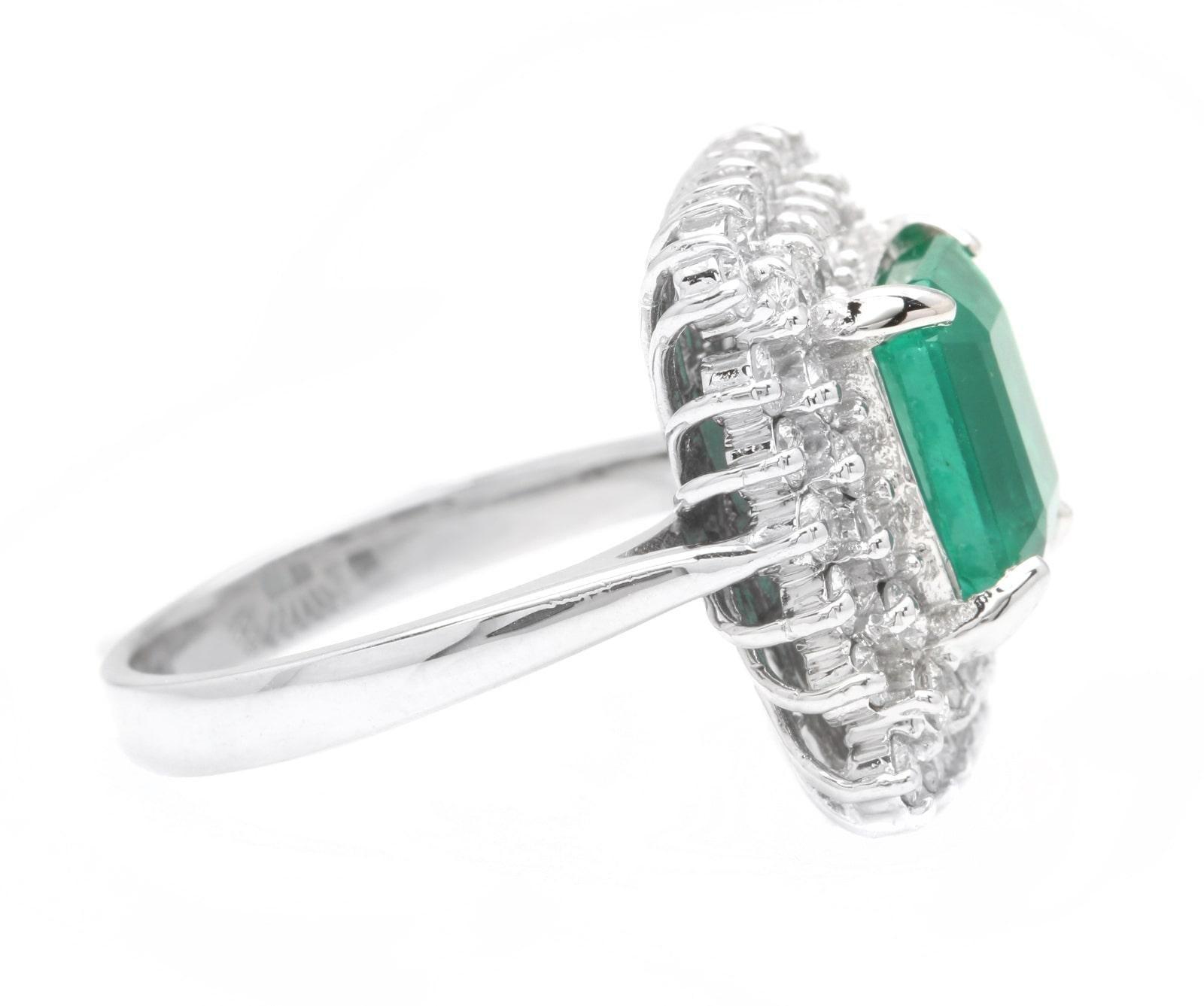 Mixed Cut 4.80 Carats Natural Emerald and Diamond 14K Solid White Gold Ring For Sale