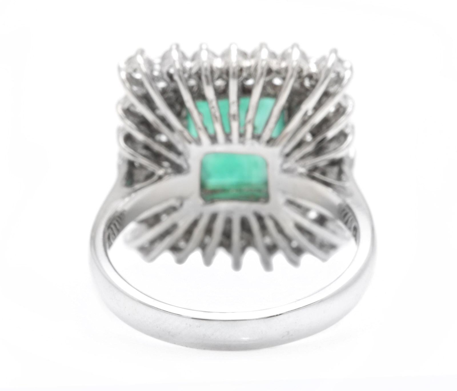 4.80 Carats Natural Emerald and Diamond 14K Solid White Gold Ring In New Condition For Sale In Los Angeles, CA