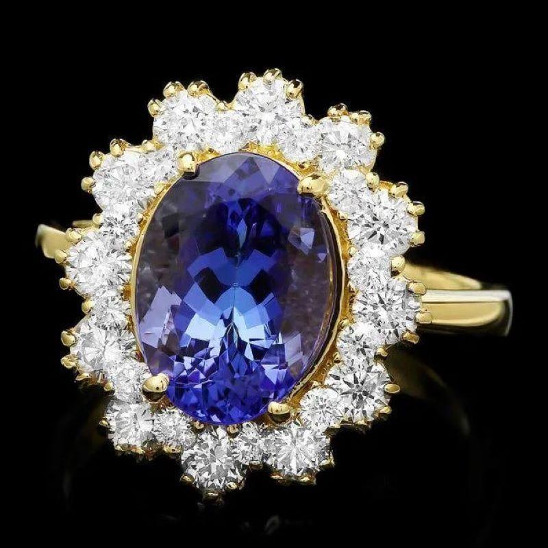 Mixed Cut 4.80 Carats Natural Tanzanite and Diamond 14K Solid Yellow Gold Ring For Sale