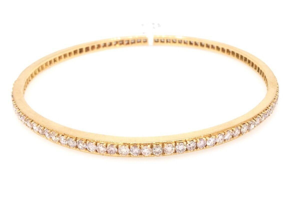 4.80 carats Single Row Diamond Bangle Bracelet in 18k Rose Gold In Excellent Condition For Sale In La Jolla, CA