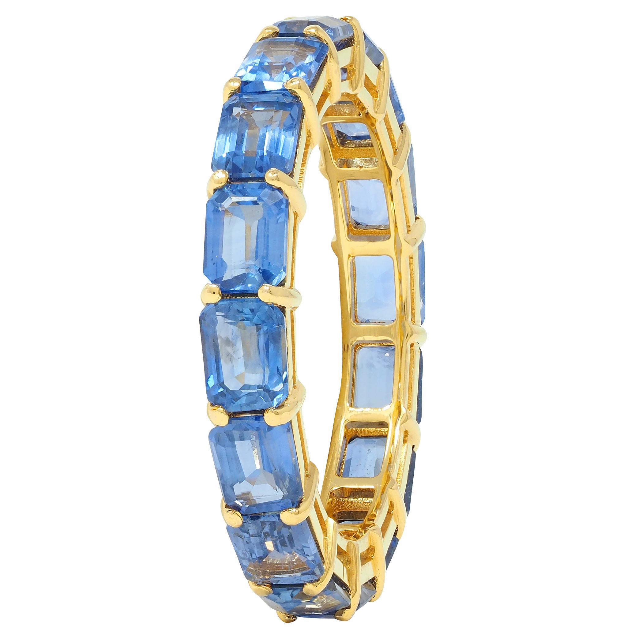 4.80 CTW Emerald Cut Sapphire 18 Karat Yellow Gold Eternity Band Ring For Sale 2
