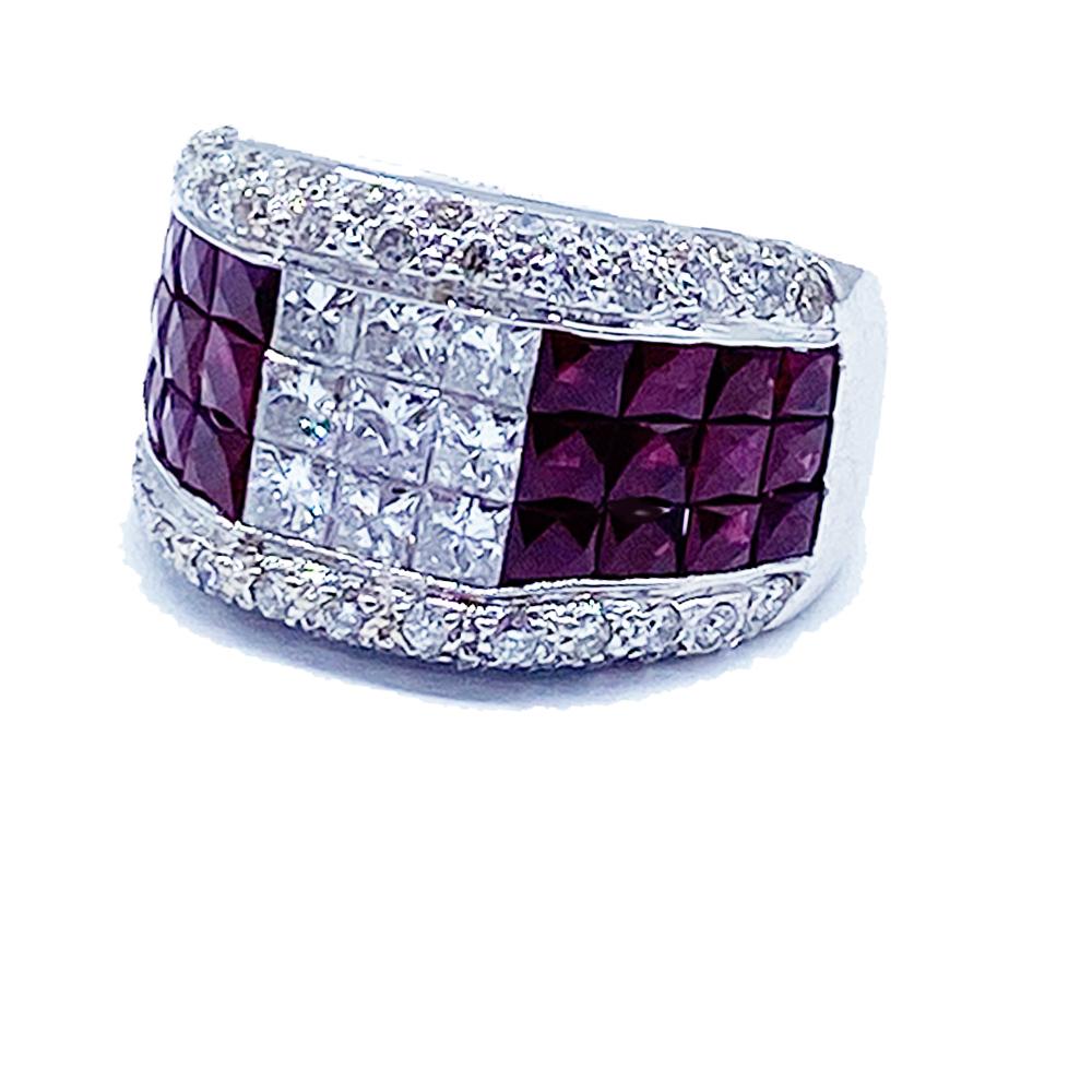 4,80 CTW Unsichtbarer Diamant und Taubenblut Rubin Ring Breite 18 Kt Weißgold (Zeitgenössisch)