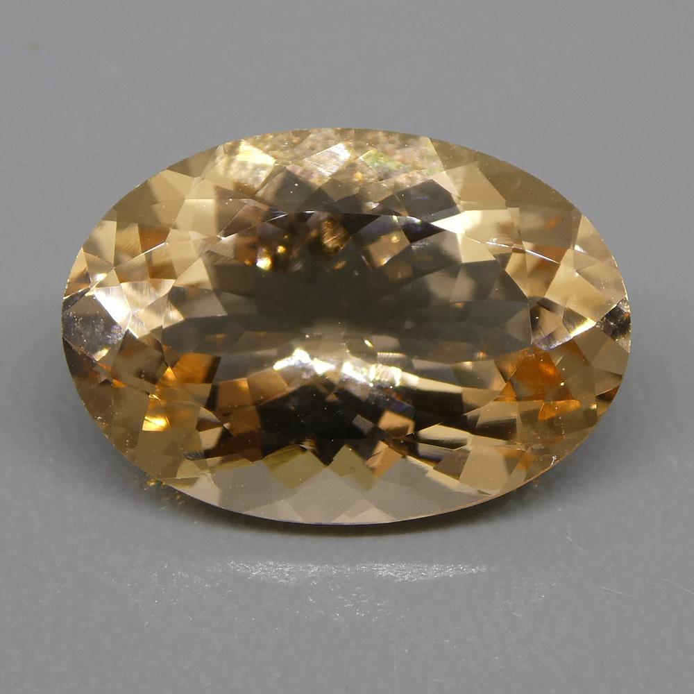4.80ct Oval Morganite In New Condition For Sale In Toronto, Ontario