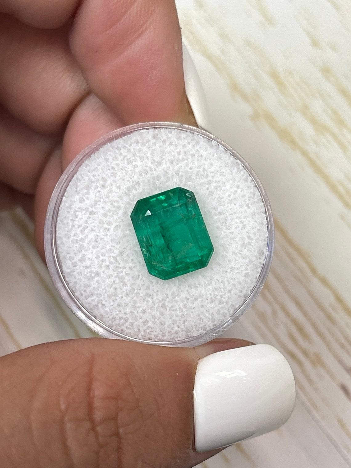 4,81 Karat 11x9 mittelgrüner sambischer Smaragd - Smaragdschliff Mai-Geburtsstein Edelstein im Angebot 1