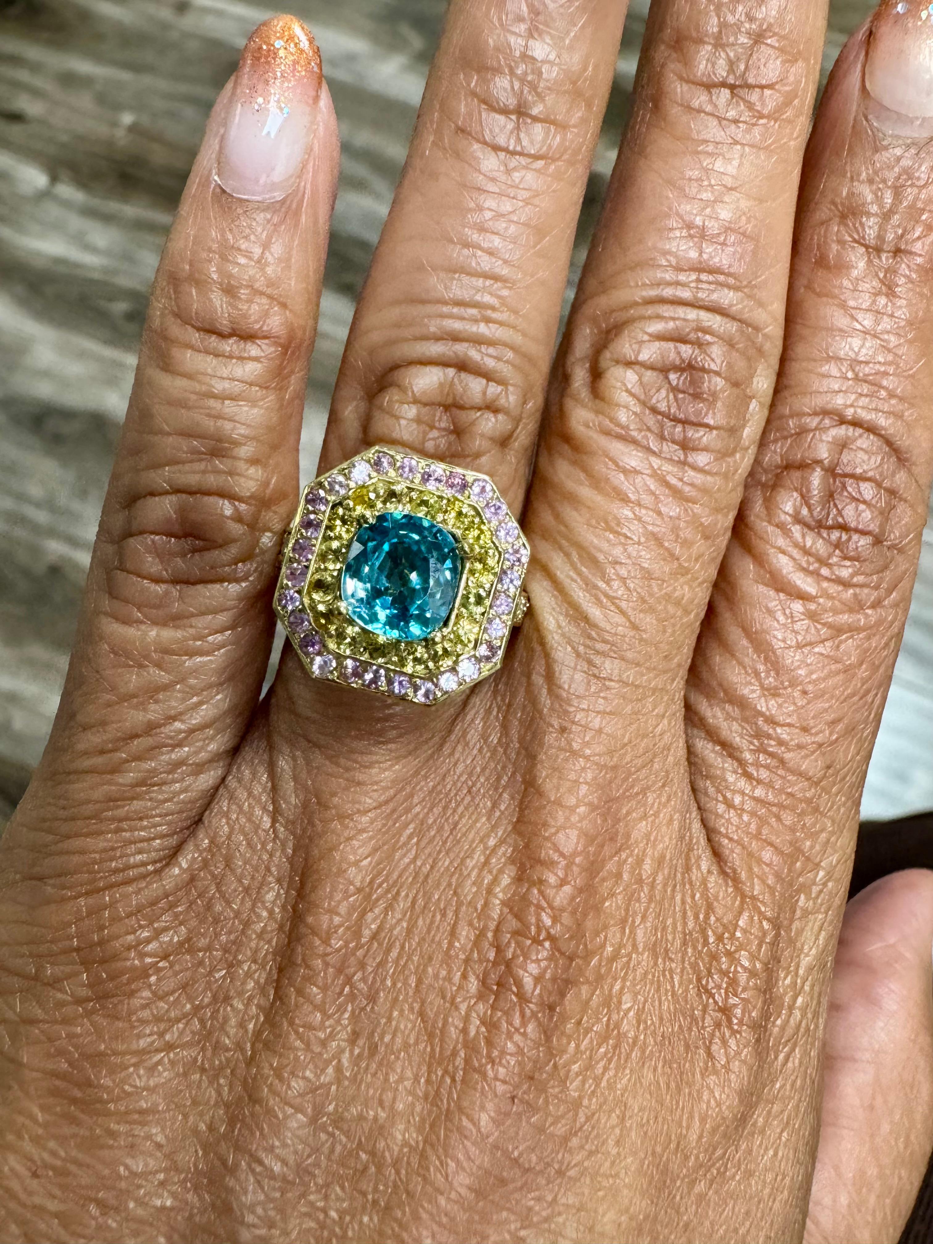 Anillo de cóctel de oro amarillo de 18 quilates con diamante y zafiro y circón azul de 4,81 quilates en venta 4