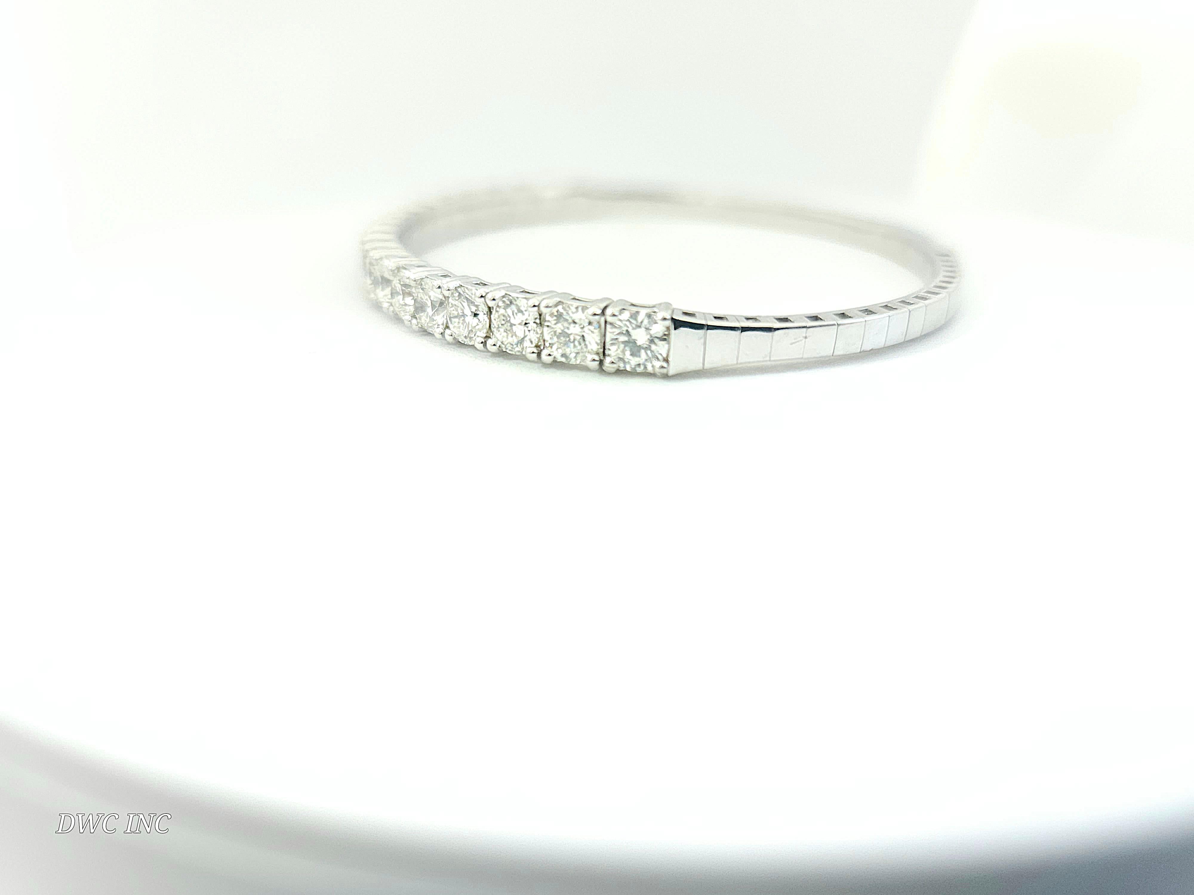 4.81 Carat Round Brilliant Cut Diamond Mini bangle Bracelet 14 Karat White Gold In New Condition For Sale In Great Neck, NY