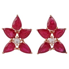 Boucles d'oreilles en or 18k avec rubis et diamants de 4,81 carats 