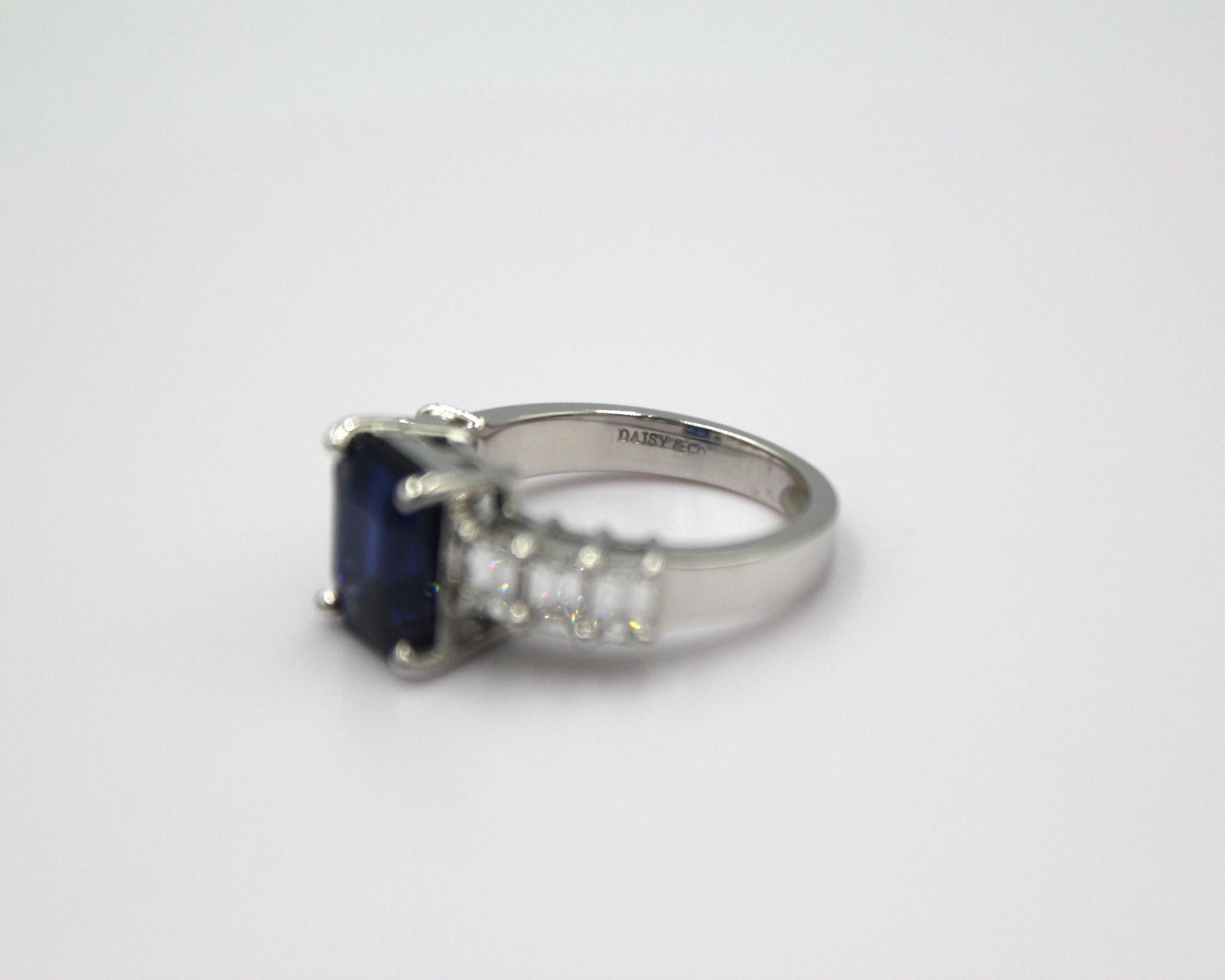 4.81 Carat Sapphire & Diamond Ring For Sale 1