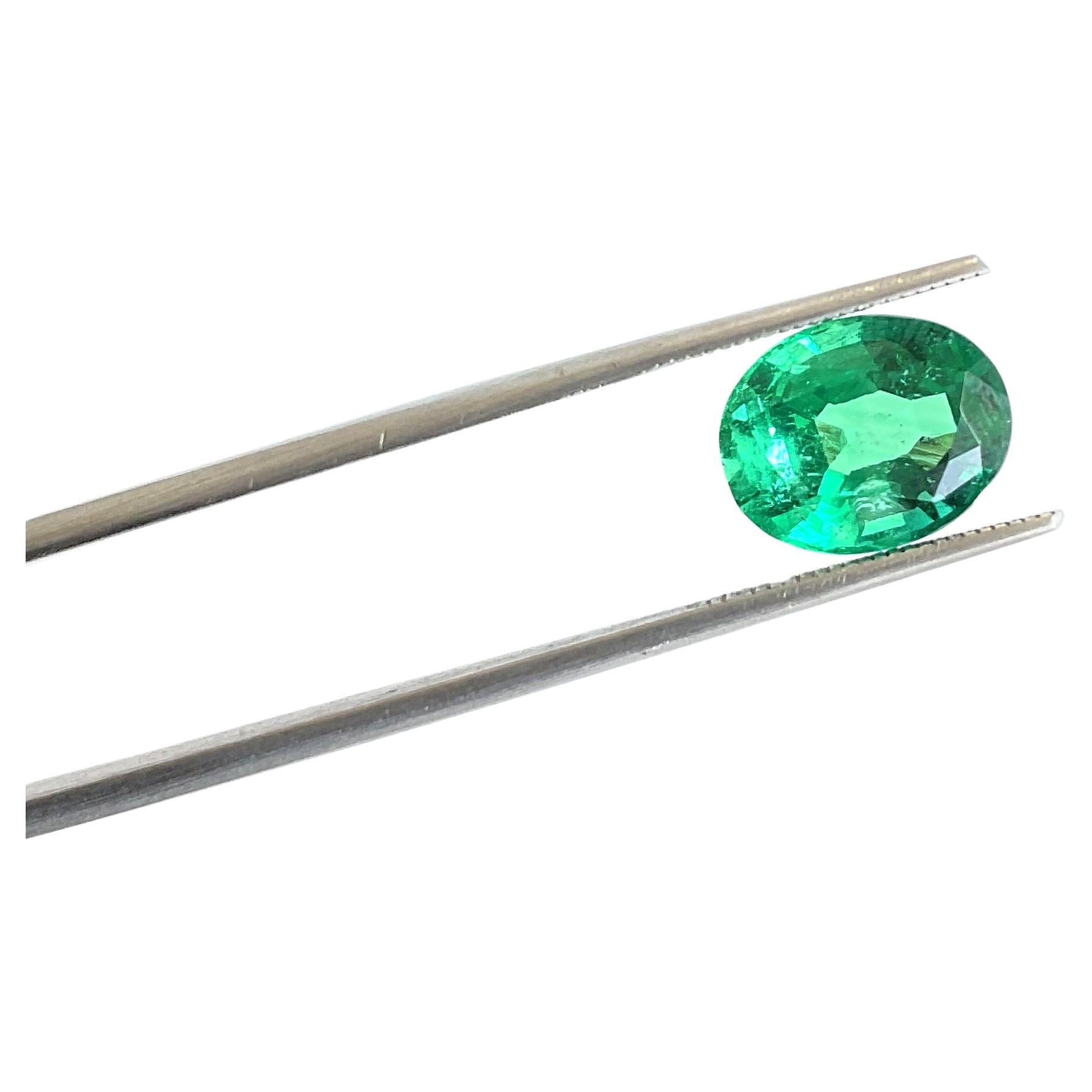 4.81 carats Zambian Emerald Oval Cut stone for fine Jewelry Natural Gemstone