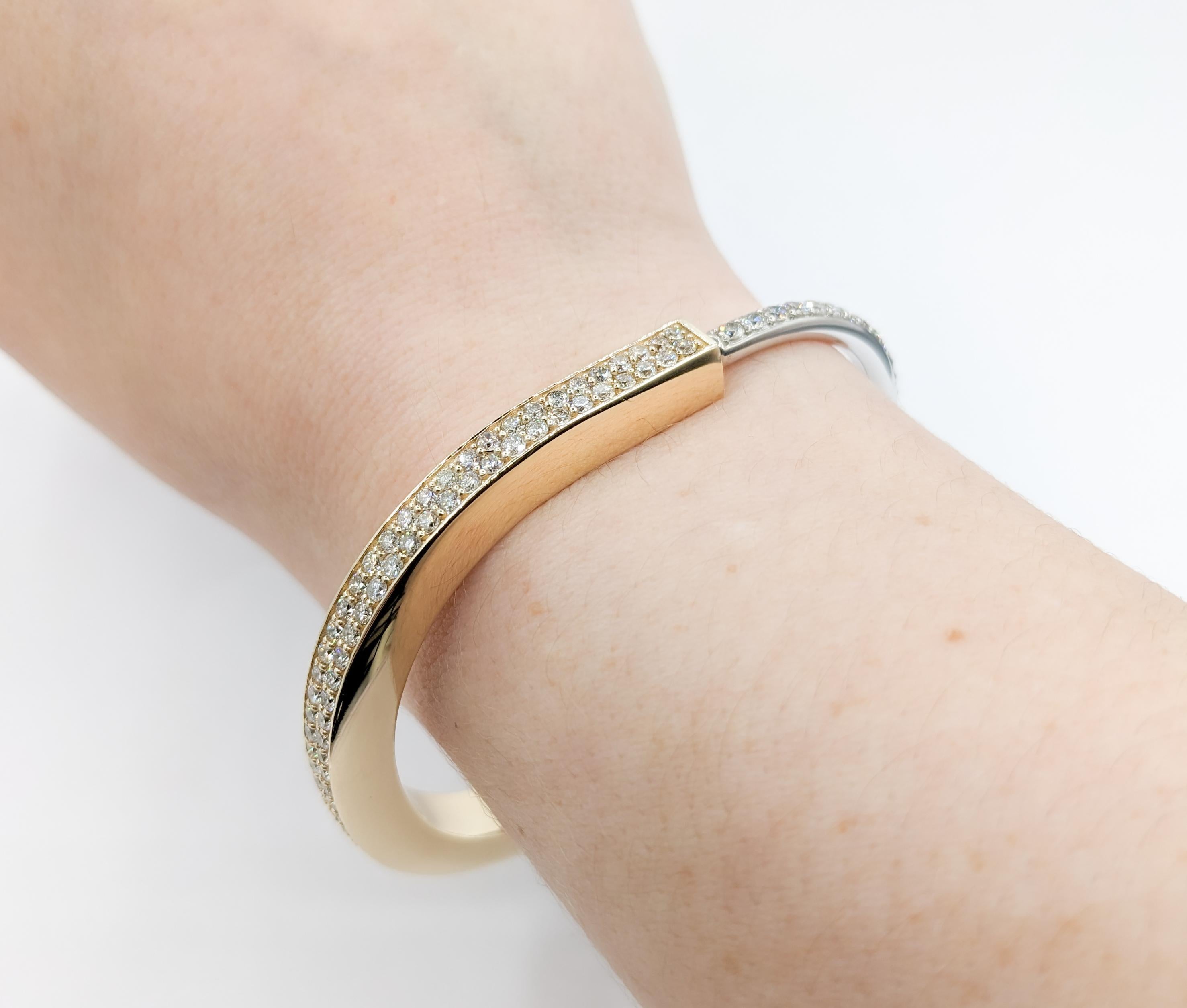 4.81ctw Diamond Lock Shape Two-Tone Bangle Bracelet In New Condition In Bloomington, MN