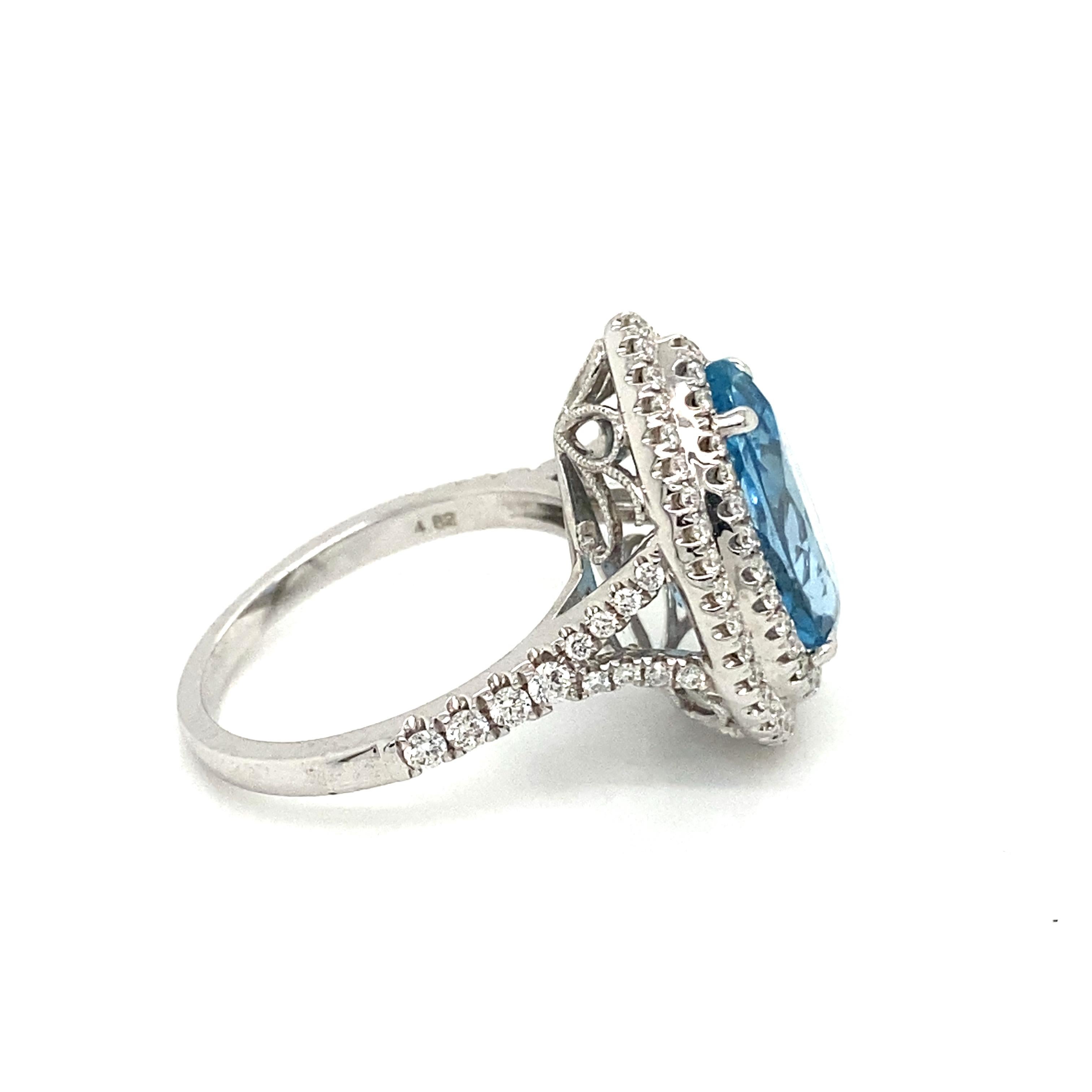4.82 Carat Pear Shape Aquamarine and Diamond Cocktail Ring In New Condition For Sale In Great Neck, NY