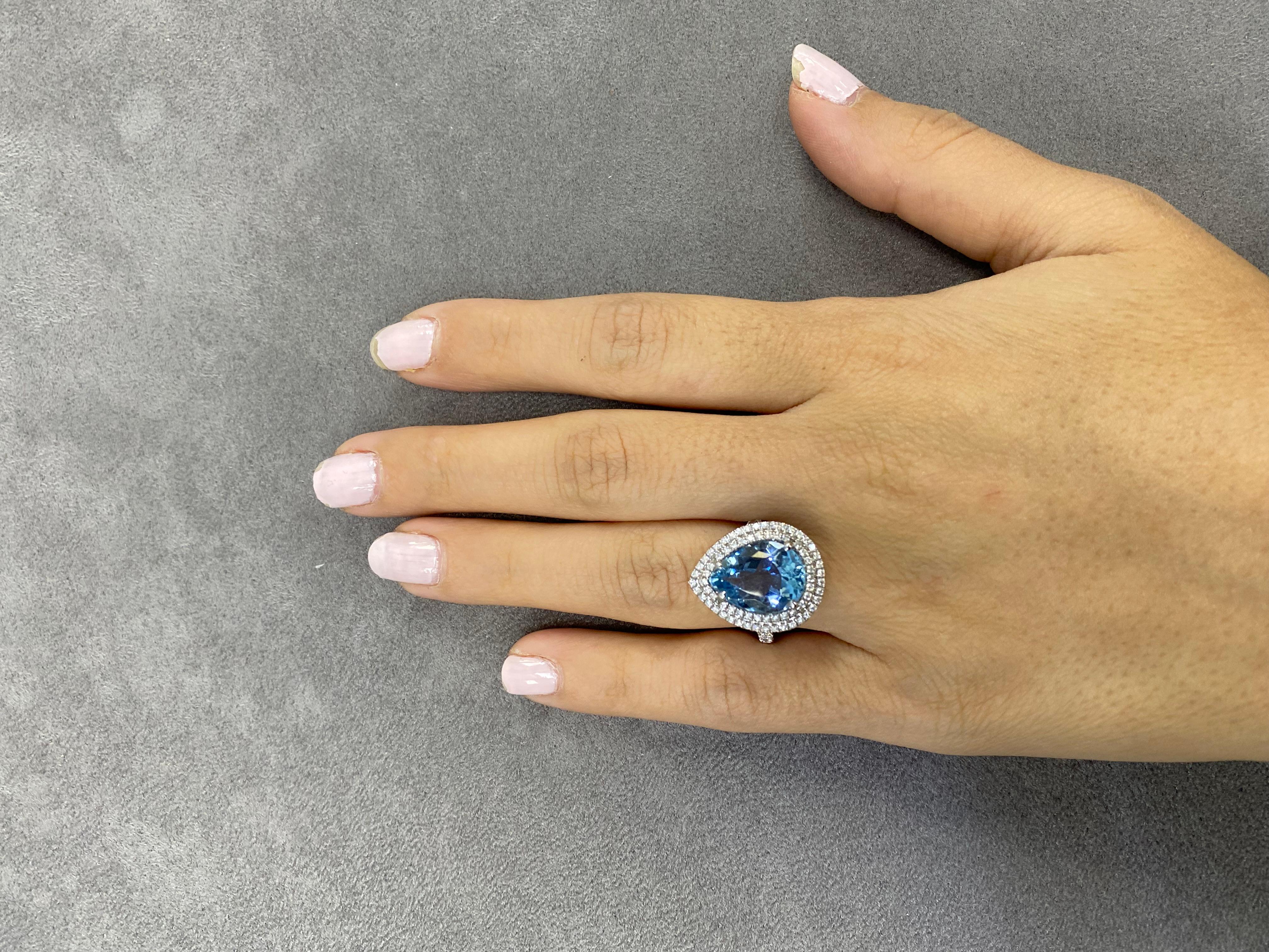 4.82 Carat Pear Shape Aquamarine and Diamond Cocktail Ring For Sale 2