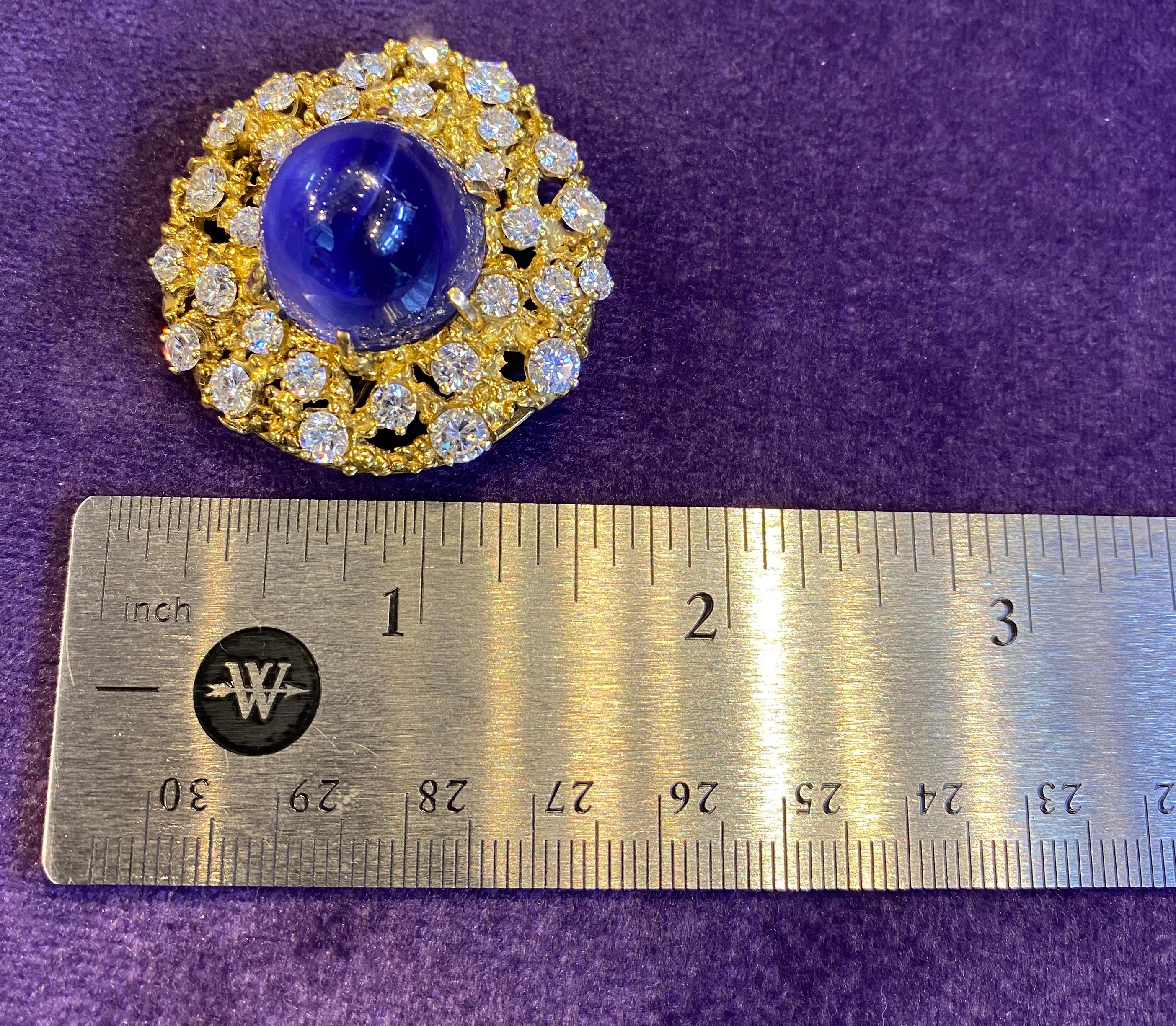 48.24 Certified Natural Sapphire Brooch by Ruser In Excellent Condition For Sale In New York, NY