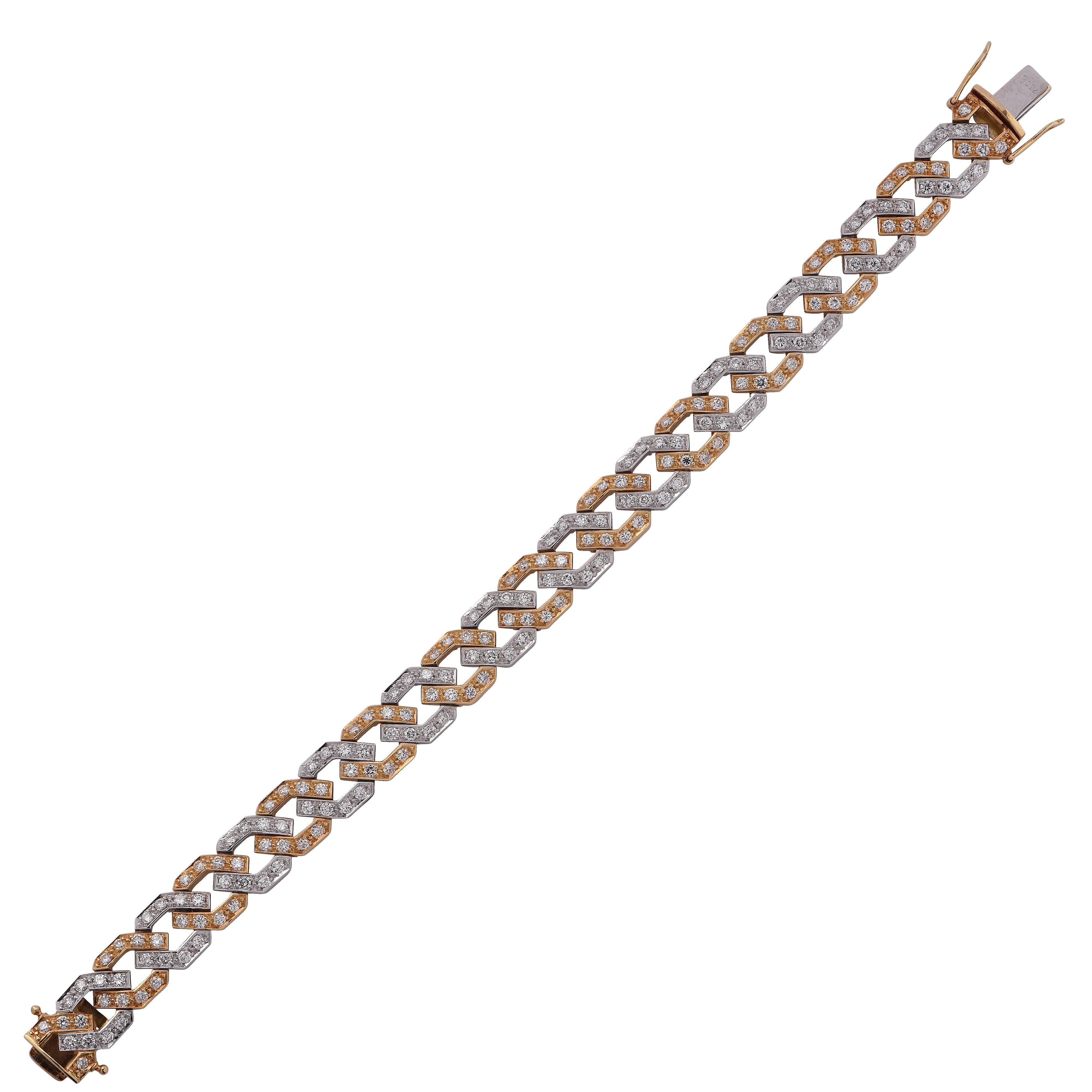 4.83 Carat Diamond Two-Tone Gold Bracelet In Good Condition In Miami, FL