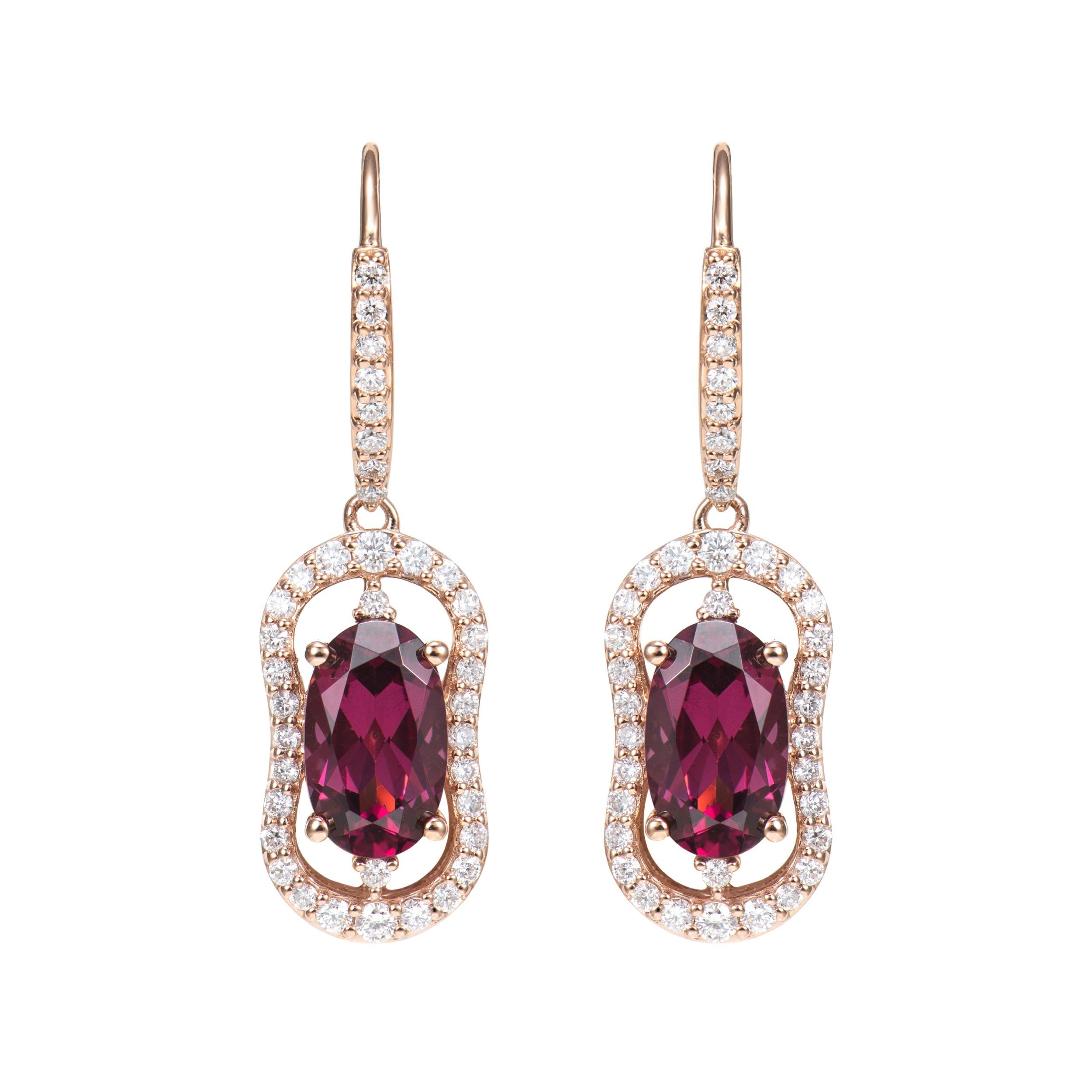 Contemporary 4.83 Carat Rhodolite Drop Earring in 18 Karat Rose Gold with White Diamond. For Sale