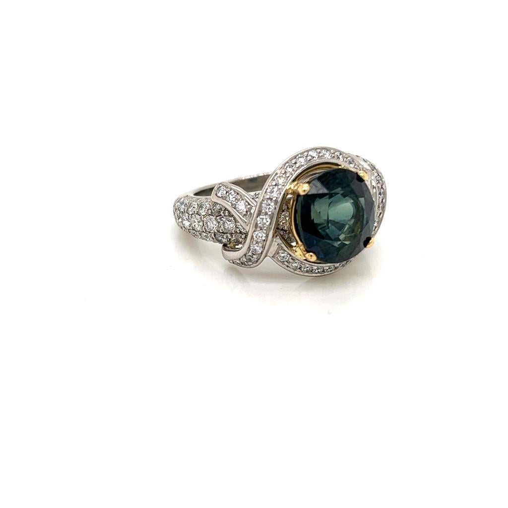 Modern 4.83 Carat Round Teal Sapphire and Diamond Ring in Platinum and 18K Yellow Gold For Sale