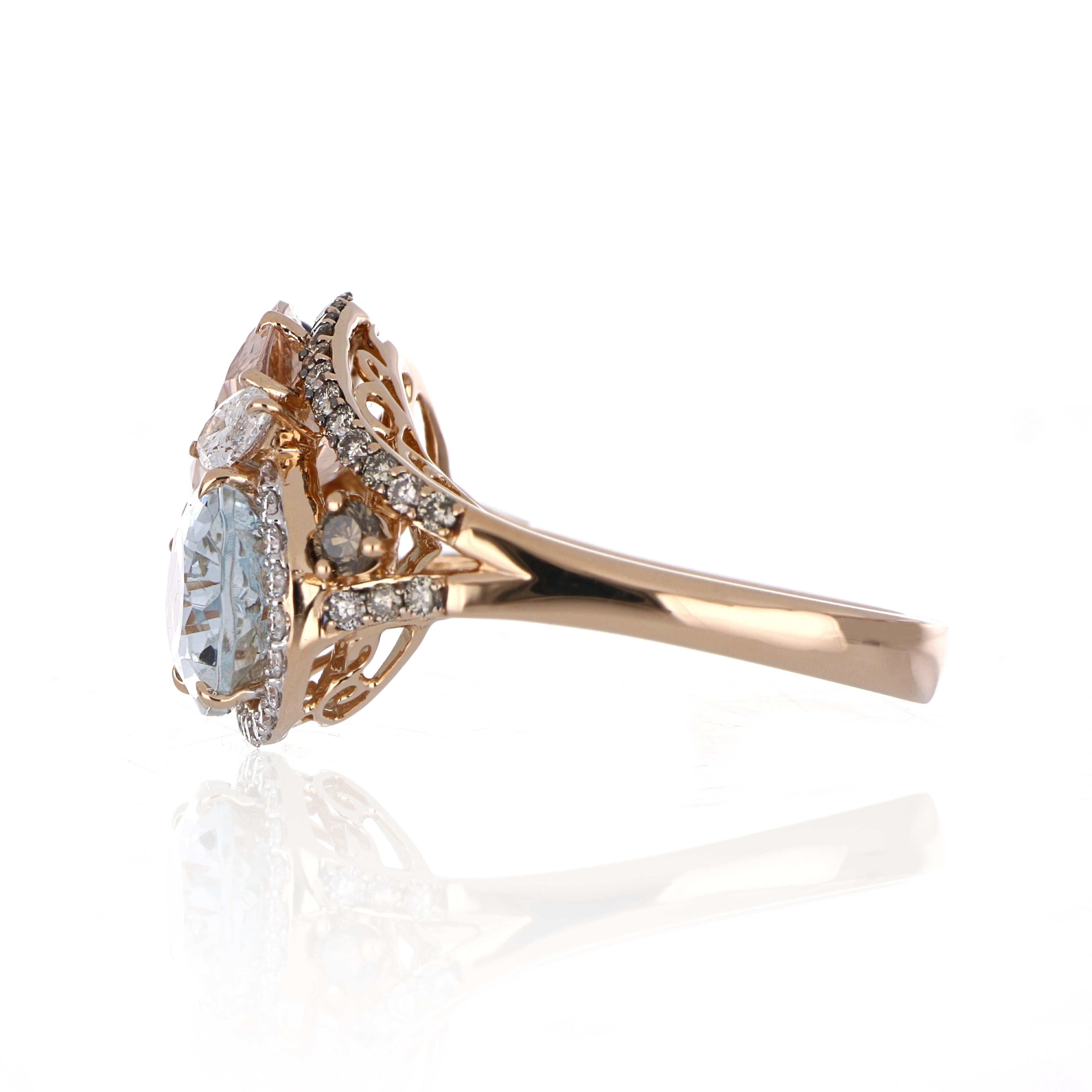 4.83 Carat Total Morganite and Aquamarine Ring with Diamonds 18 Karat Rose Gold For Sale 2