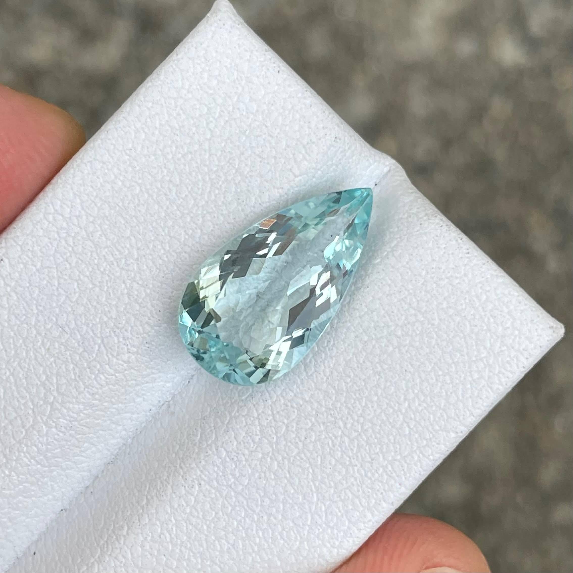 4.83 carats Blue Aquamarine Stone Pear Cut Natural African Gemstone In New Condition For Sale In Bangkok, TH