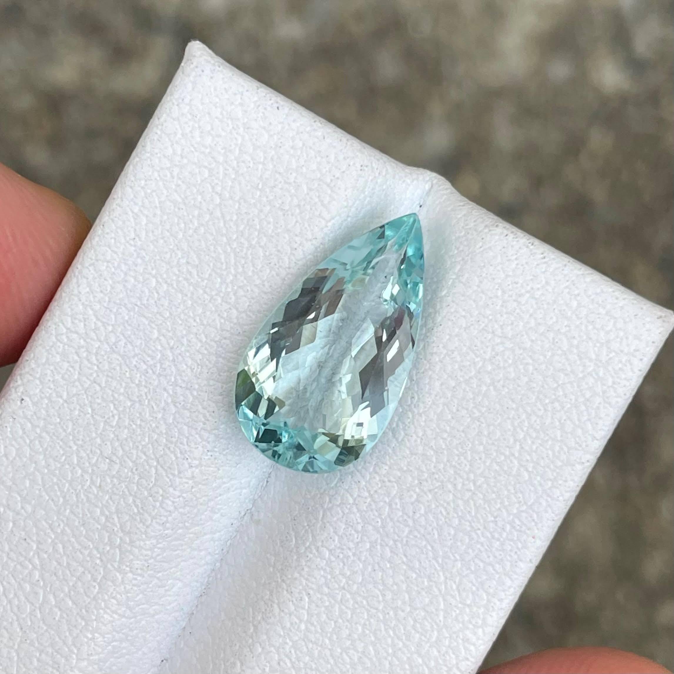 Women's or Men's 4.83 carats Blue Aquamarine Stone Pear Cut Natural African Gemstone For Sale