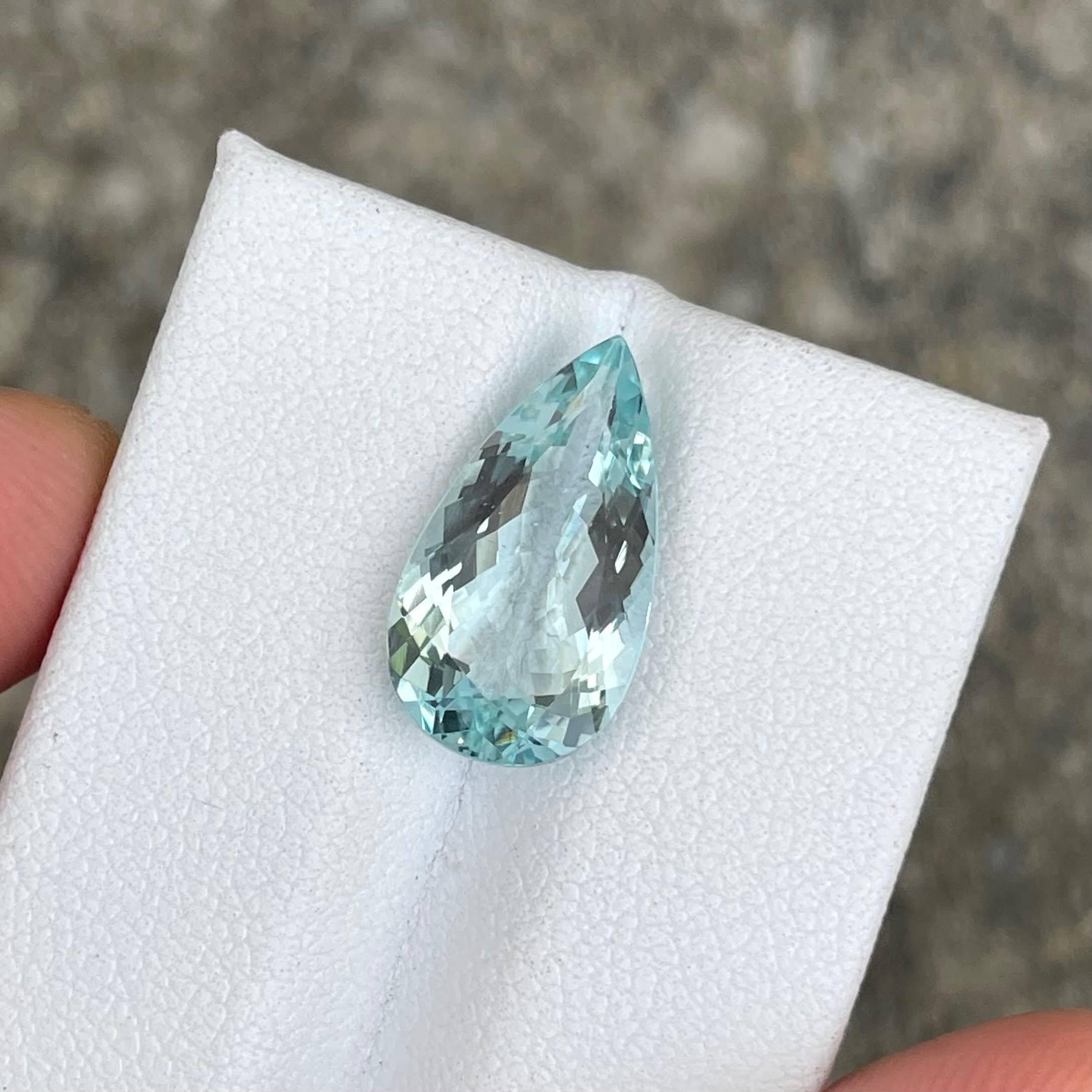 4.83 carats Blue Aquamarine Stone Pear Cut Natural African Gemstone For Sale 1
