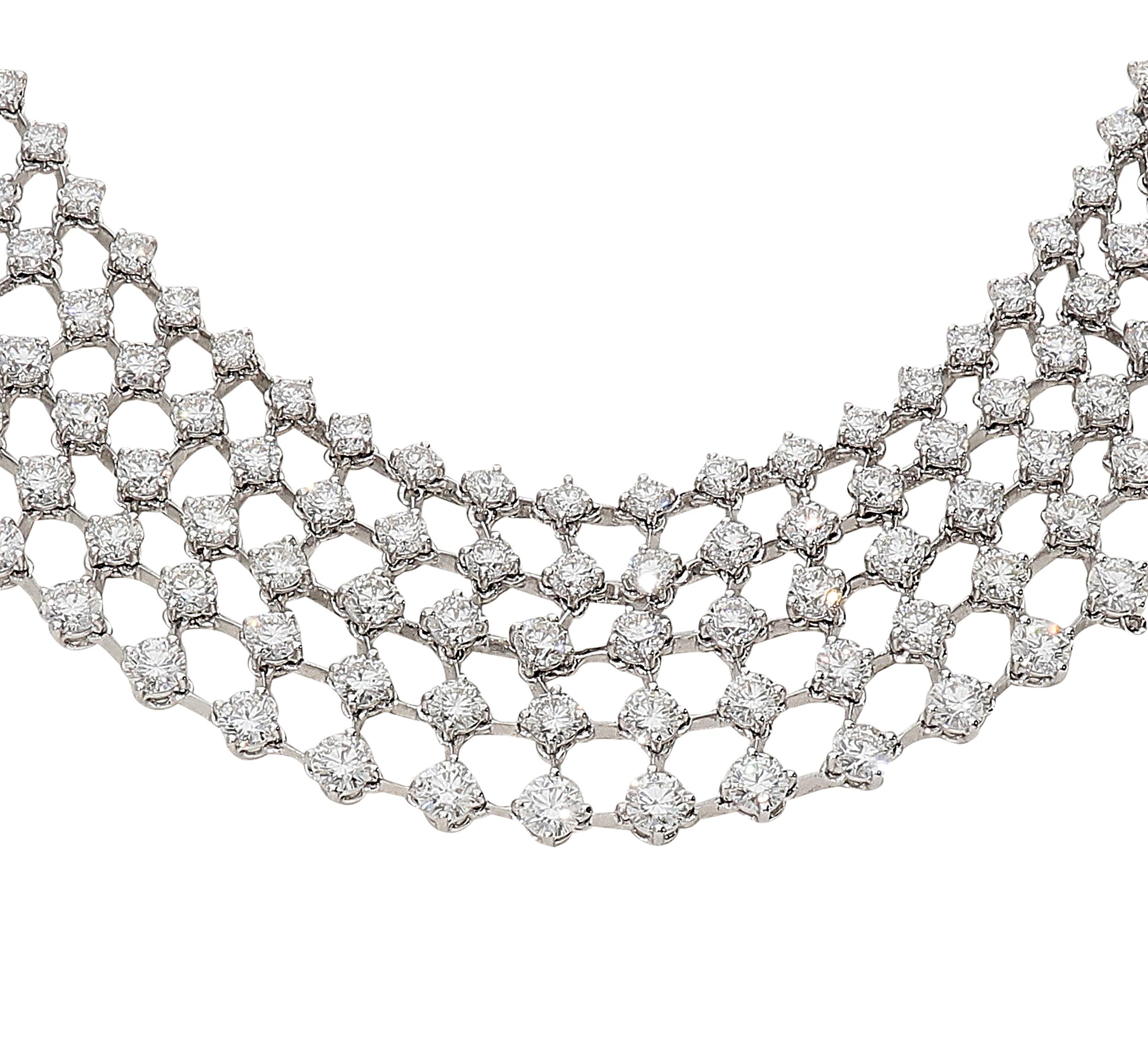 48.31 Carat White GVS Diamonds 18 Karat White Gold 5 Rows Tennis Necklace In New Condition For Sale In Valenza, IT