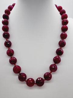 MARKDOWN, 483.60 Carat Natural Ruby Necklace 14 Karat Yellow Gold Lock