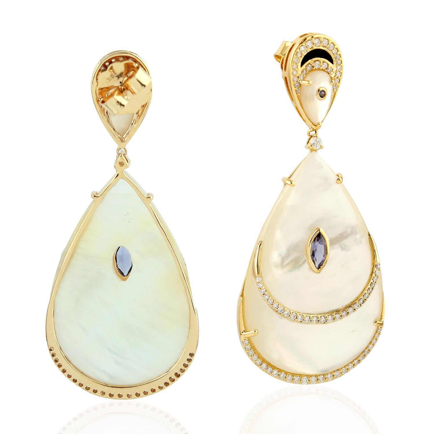 Contemporary 48.38ct Pearl dangle Earrings With Iolite & Diamonds Made In 18k yellow Gold For Sale