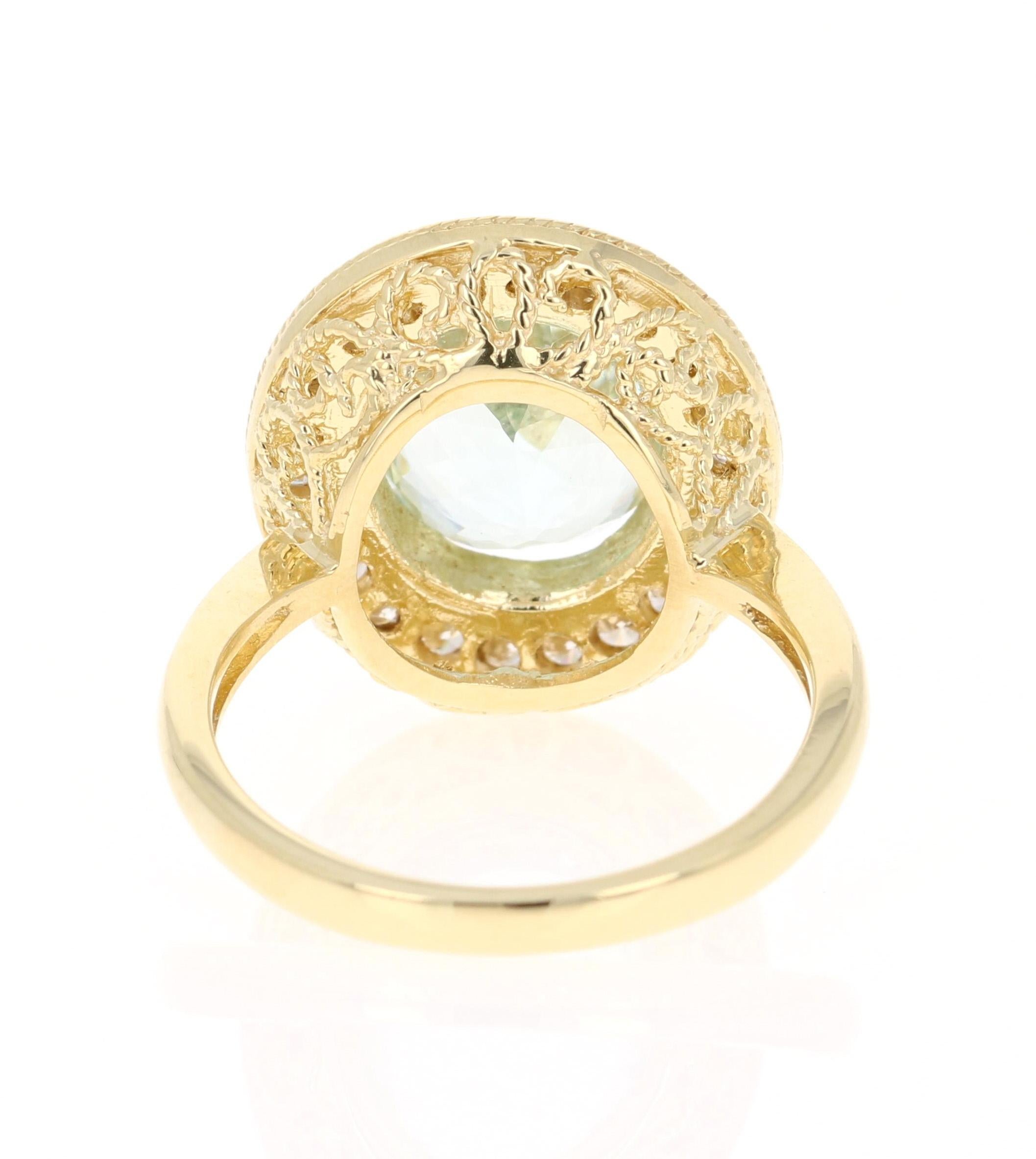 Oval Cut 4.84 Carat Aquamarine Diamond 18 Karat Yellow Gold Ring