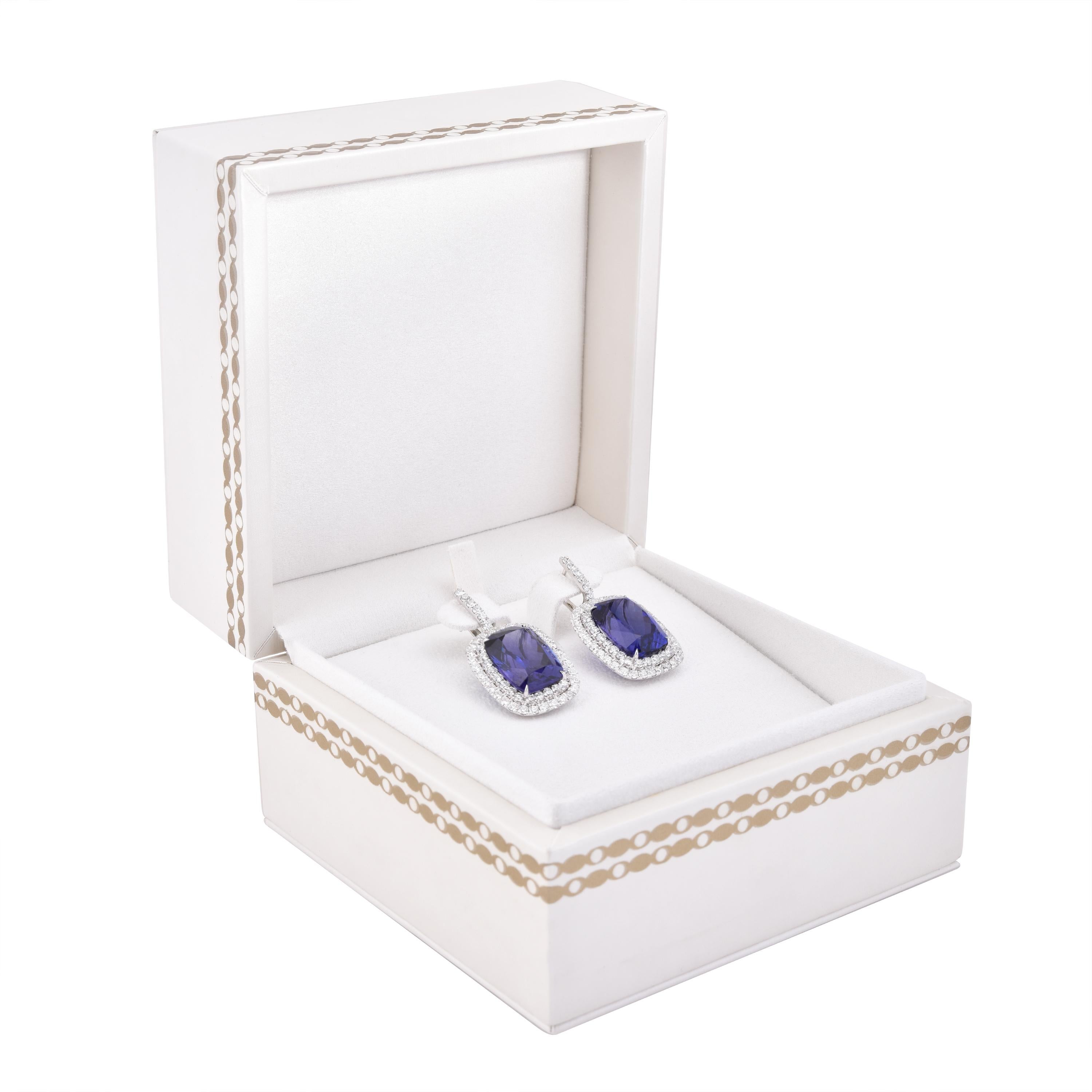 Laviere 48.47 Carat Tanzanite and Diamond Dangle Earrings In New Condition For Sale In Dubai, Dubai