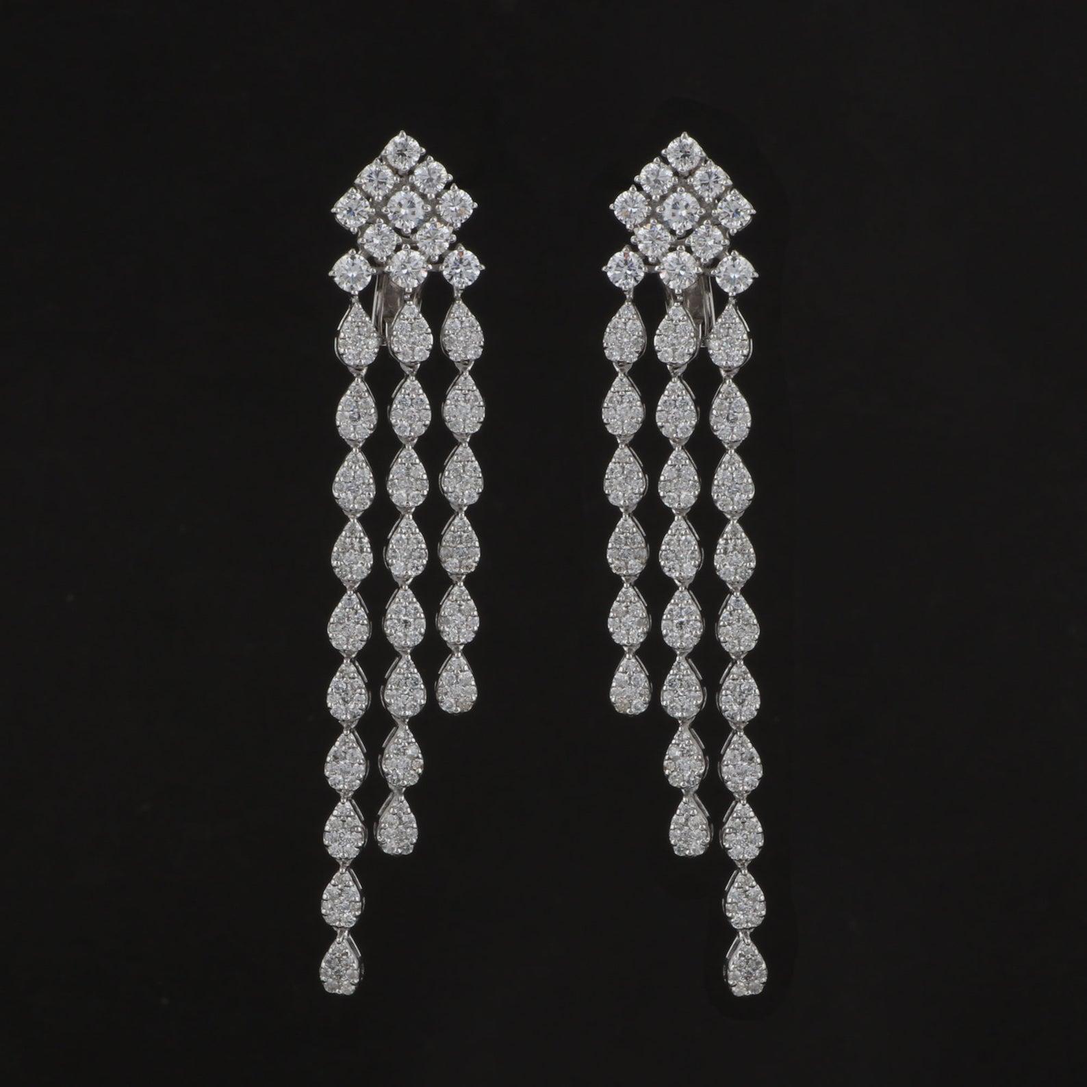 Mixed Cut 4.85 Carat Diamond 18 Karat White Gold Chandelier Earrings For Sale