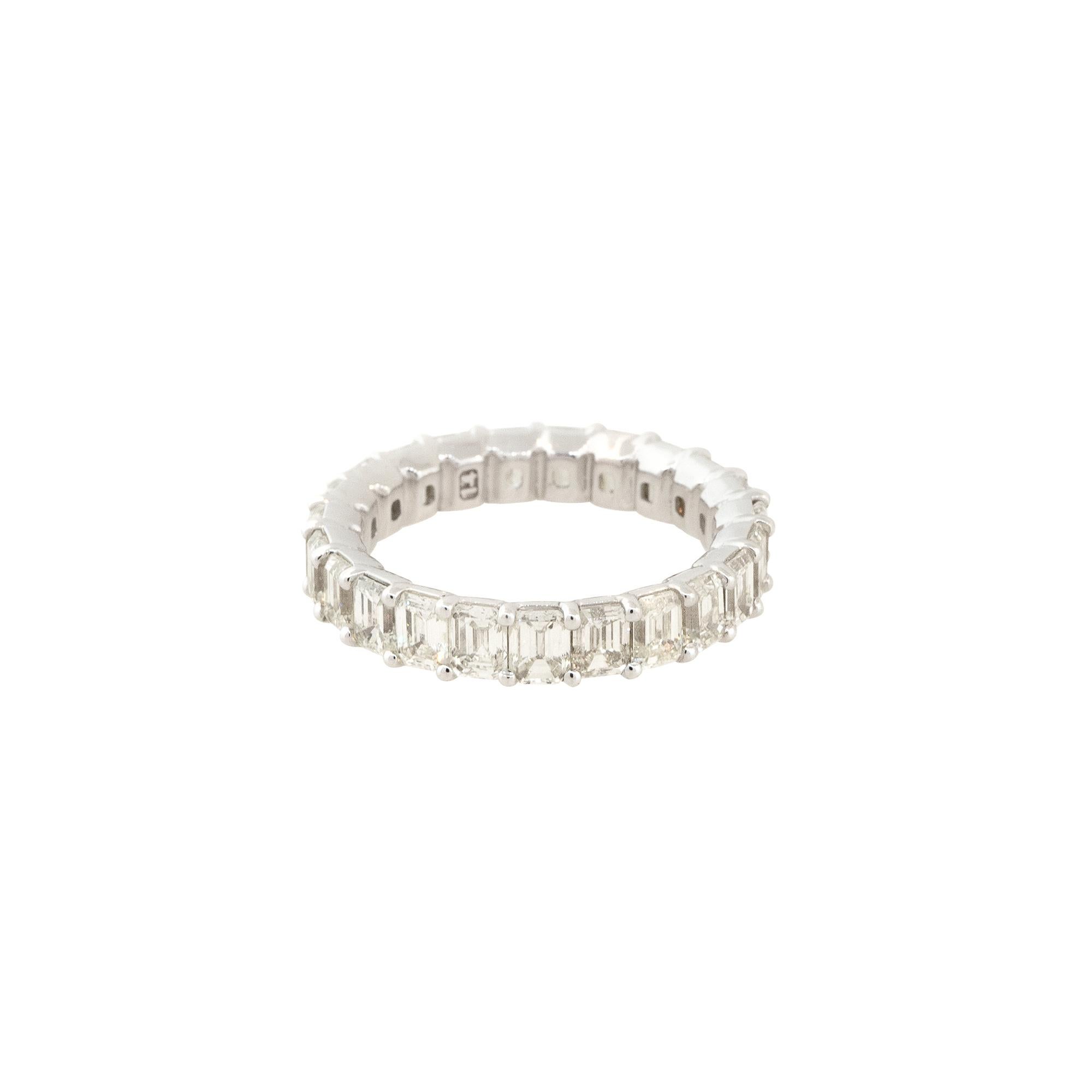 18k White Gold 4.85ctw Emerald Cut Diamond Eternity Band

Style: Women's Diamond Eternity Band
Material: 18k White Gold
Main Diamond Details: Approximately 4.85ctw of Emerald Cut Diamonds. Diamonds are prong set and there are 23 Diamonds in total.