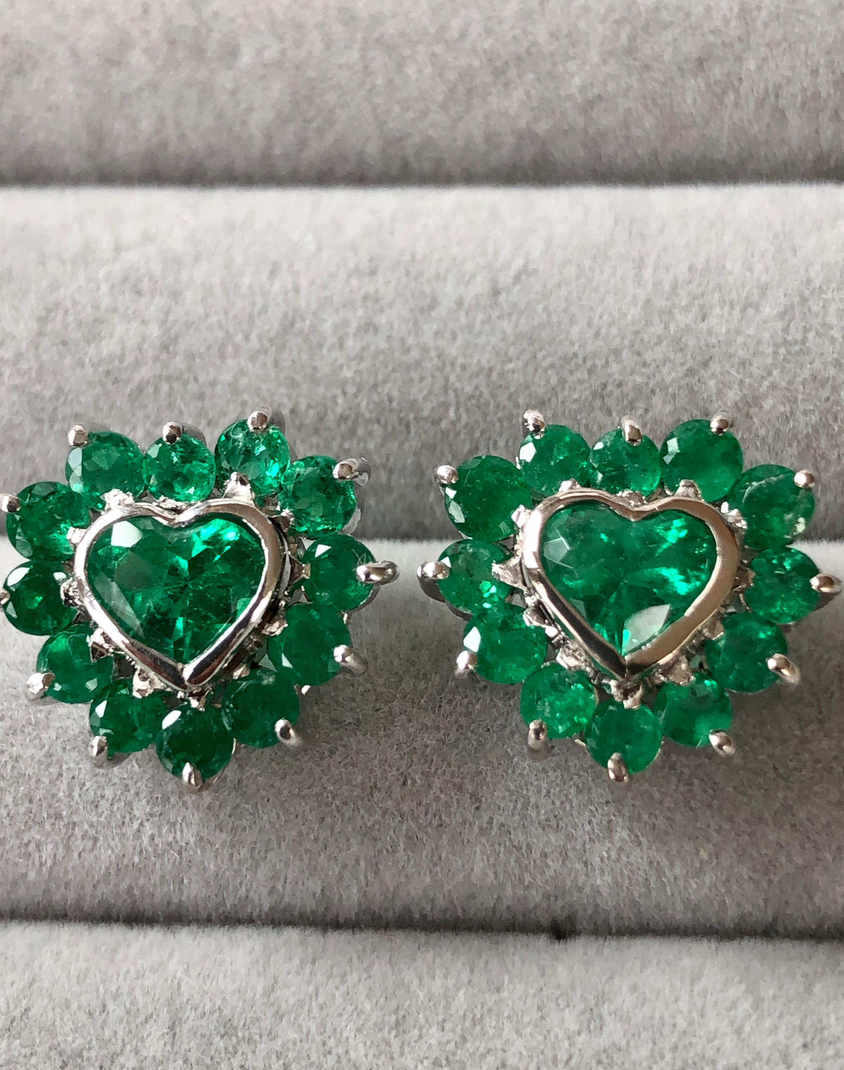 4.85 Carat Emerald Heart Shape 18 Karat White Gold Earrings 3