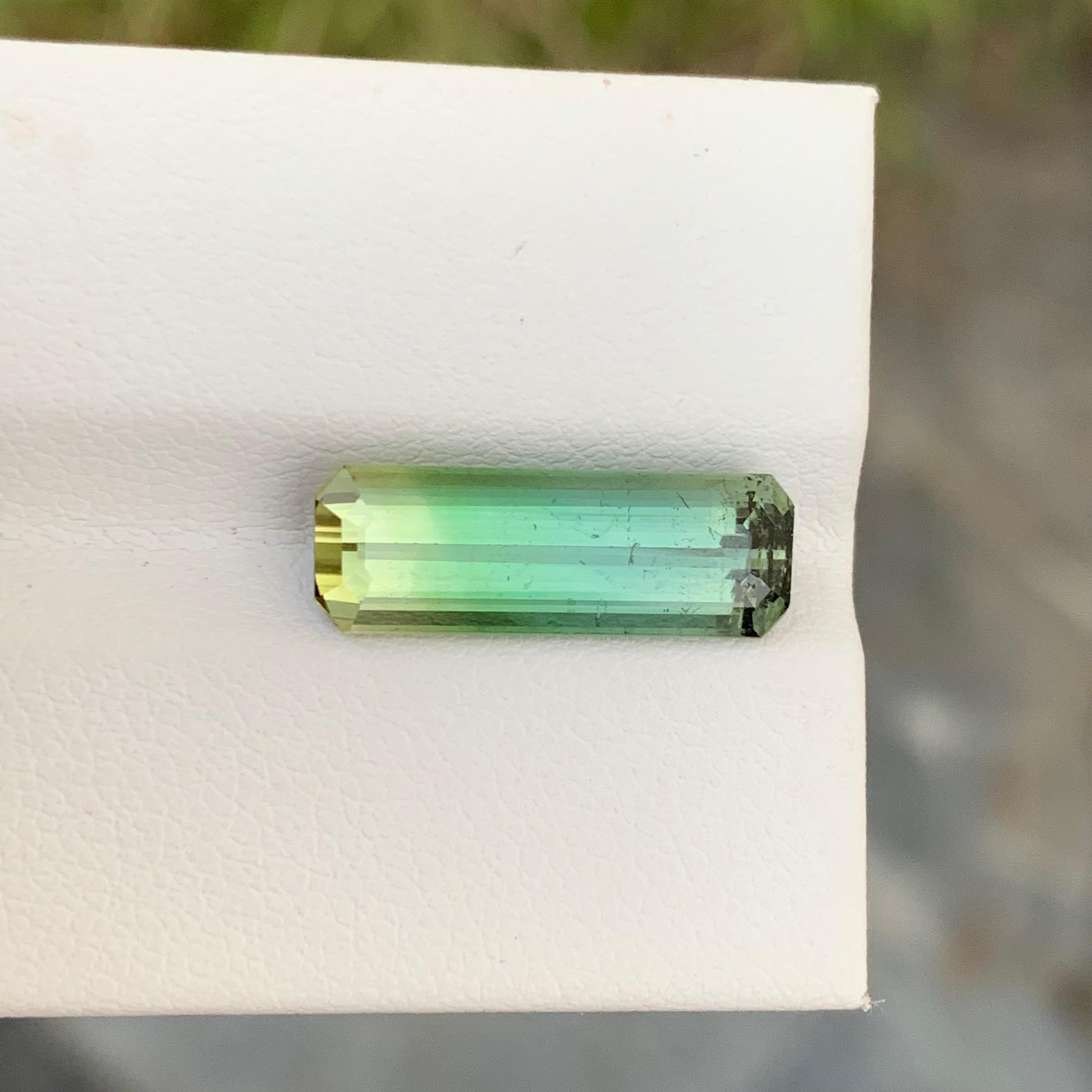 4.85 Karat natürlicher loser, mehrfarbiger Turmalin in Smaragdform für Schmuck im Angebot 3