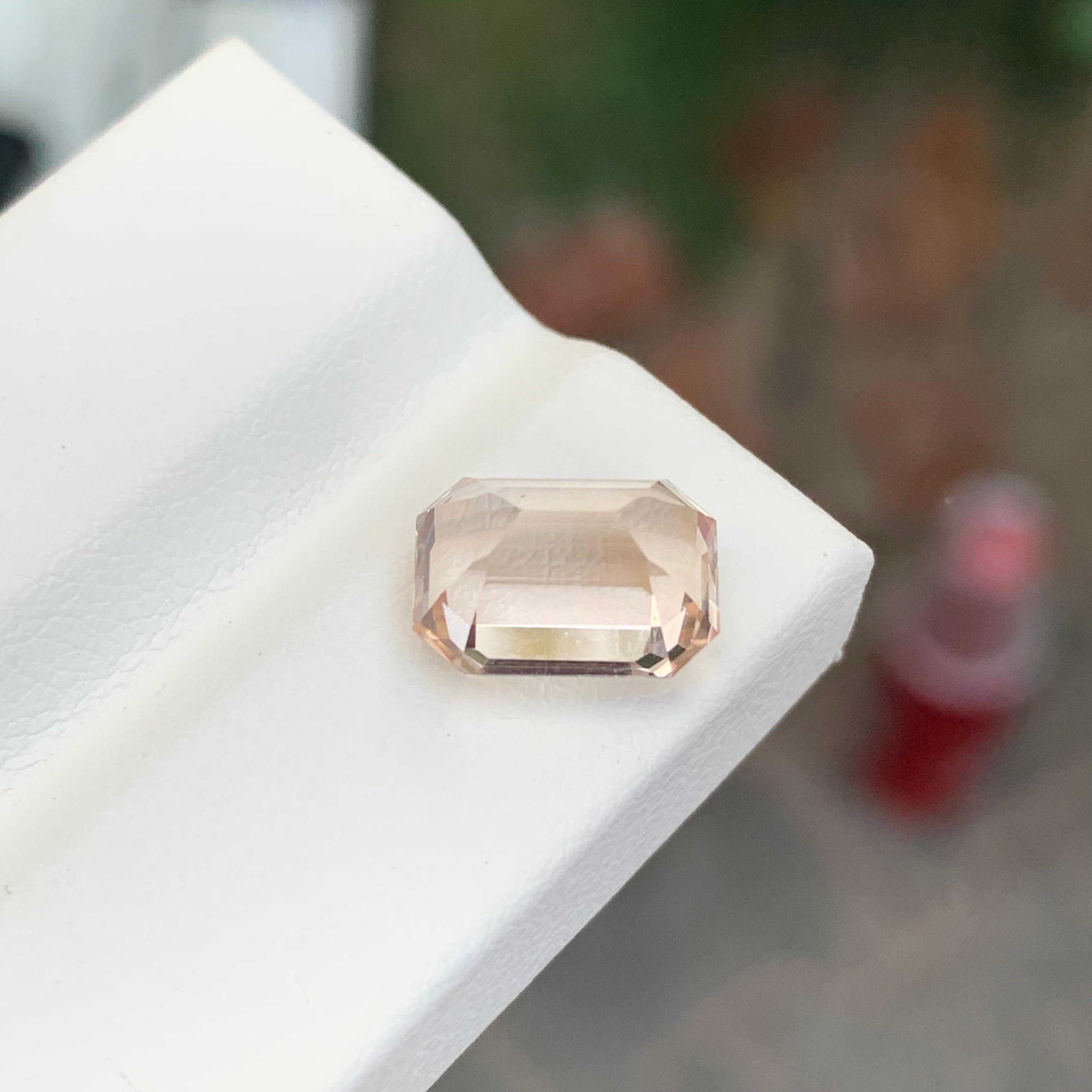 4.85 Karat natürlicher loser Goldtopas Smaragdform Edelstein im Angebot 1