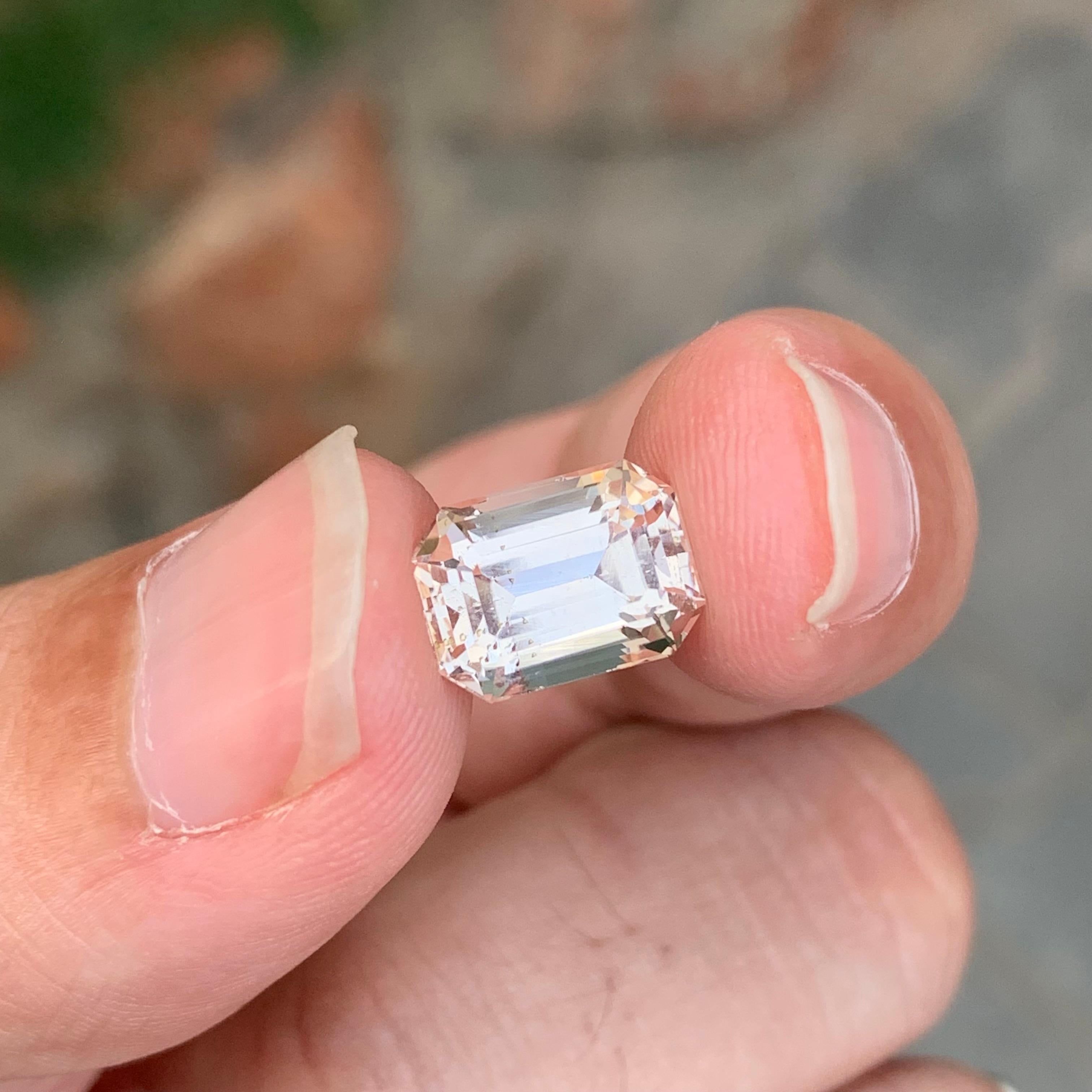 4.85 Karat natürlicher loser Goldtopas Smaragdform Edelstein im Angebot 3