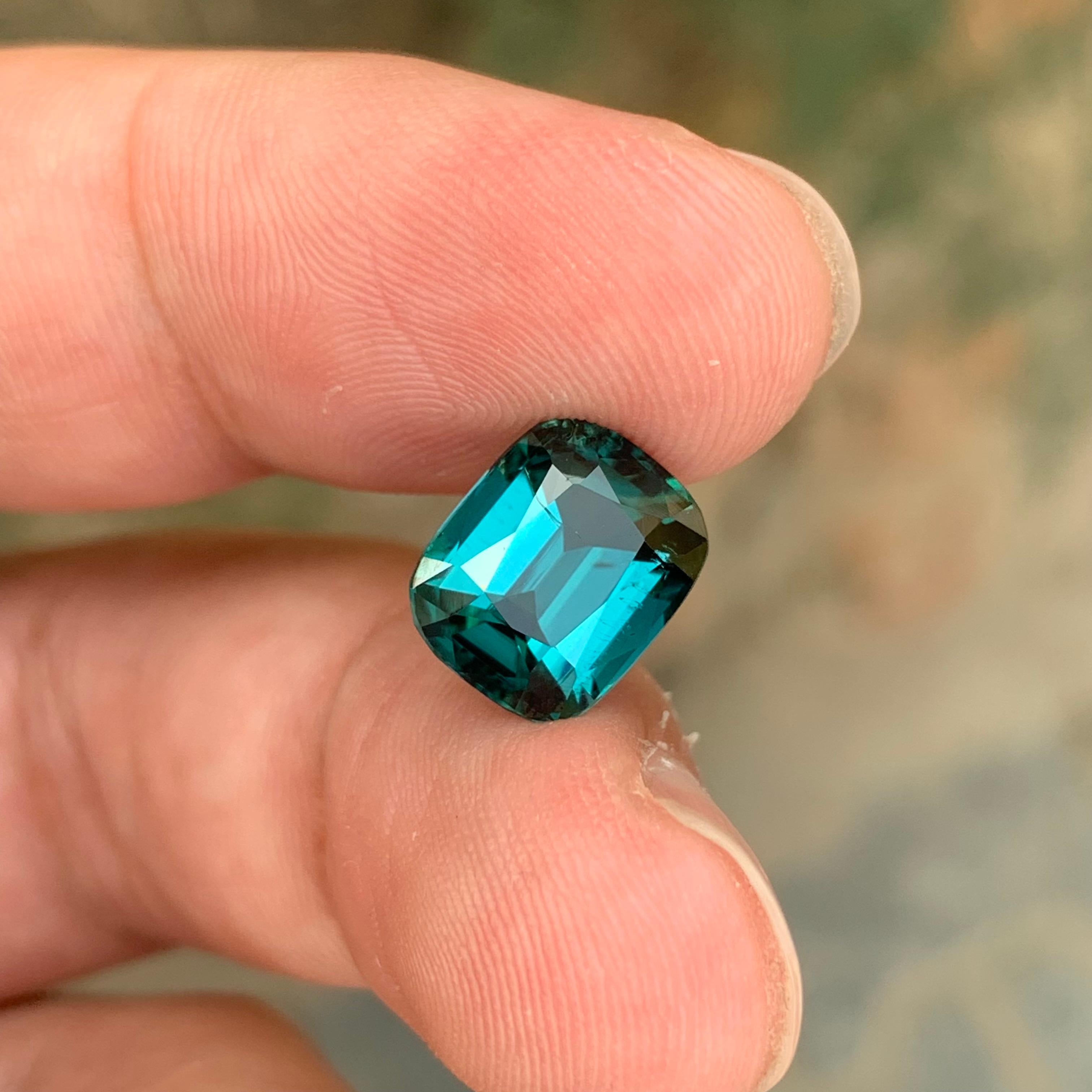 da uomo o donna 4.85 carati di tormalina lagunare naturale sciolta a forma di cuscino in vendita