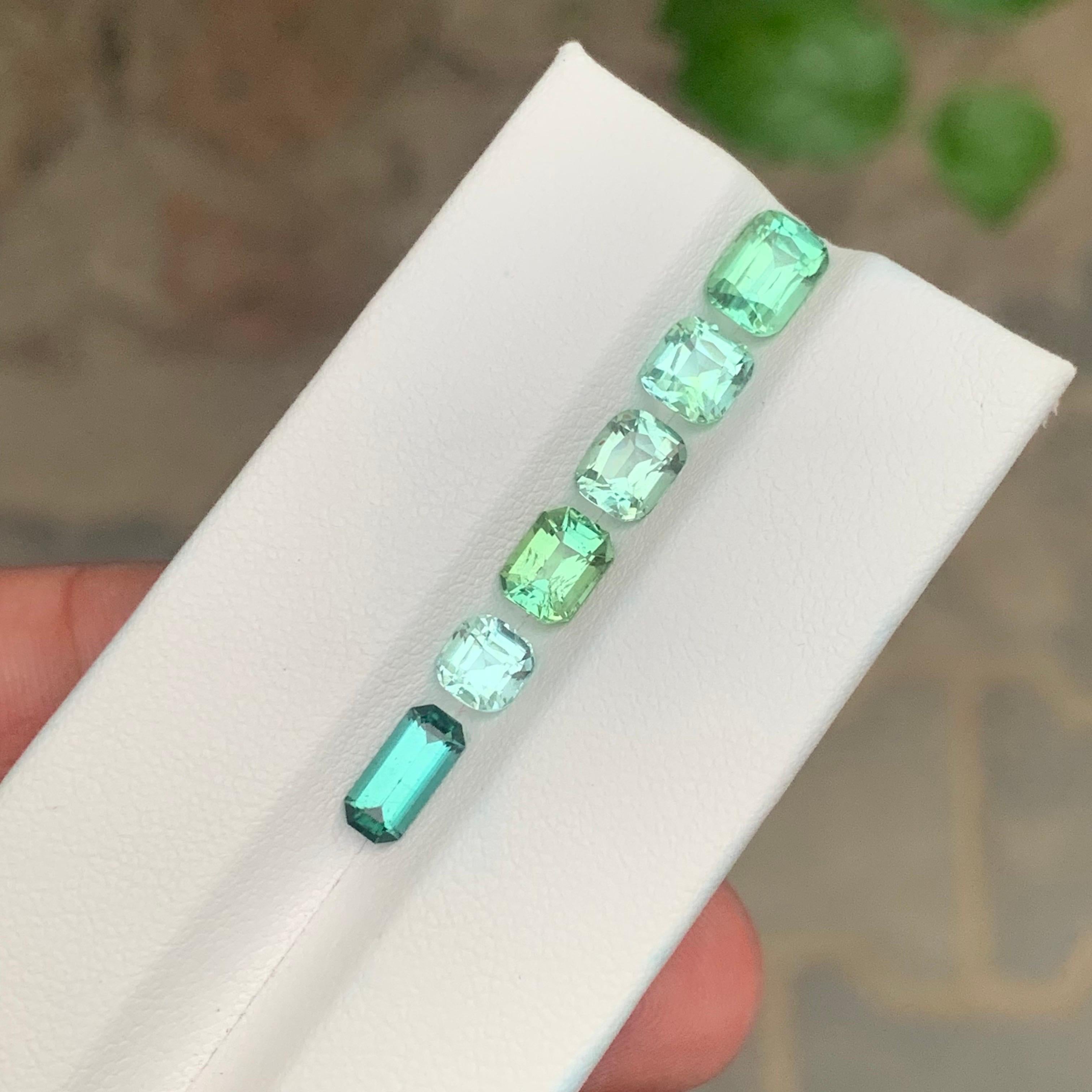 4.85 Karat natürlicher loser Turmalin für die Schmuckherstellung für Damen oder Herren im Angebot