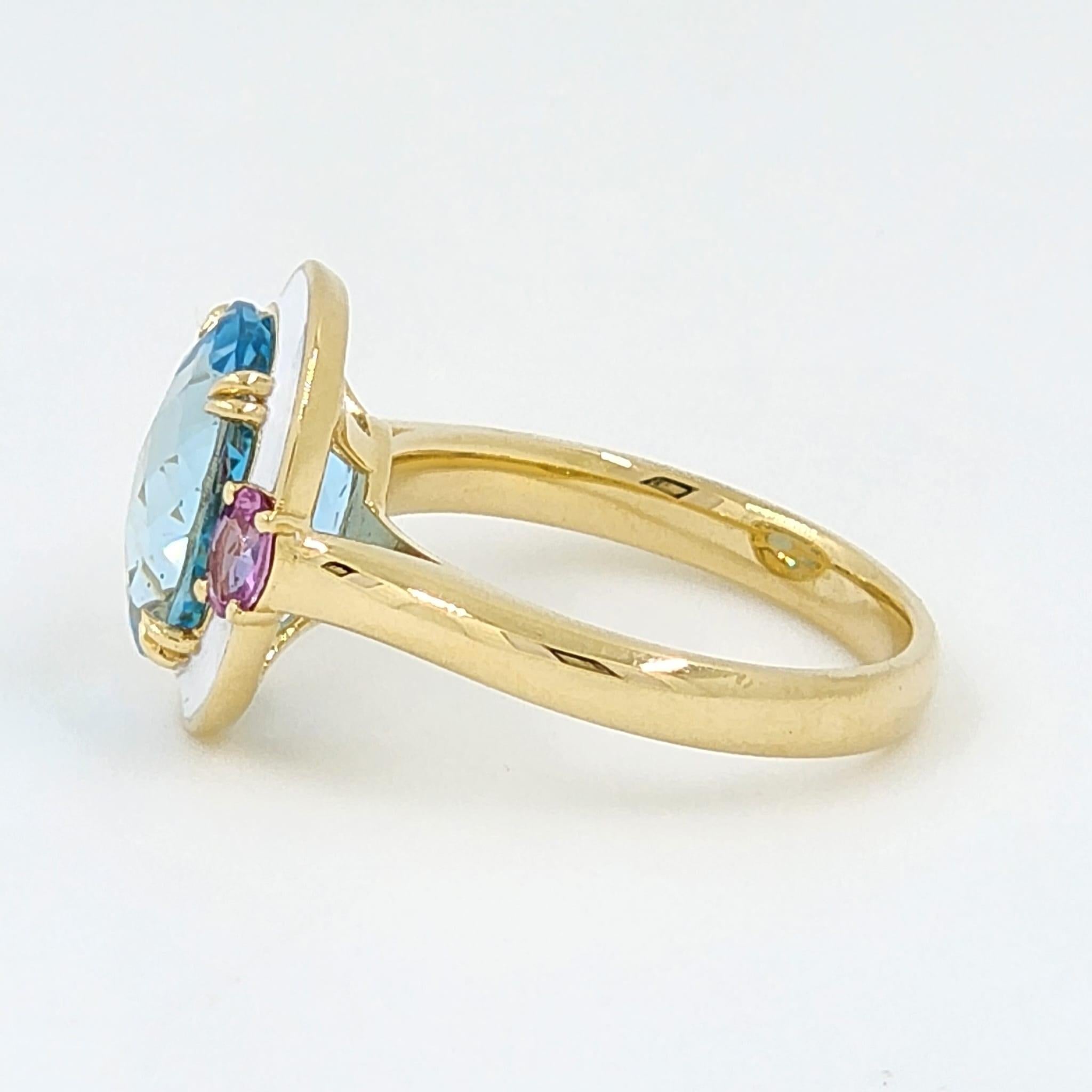 Bague cocktail Art déco en or jaune 18 carats avec topaze bleue ovale et émail de 4,85 carats Pour femmes en vente