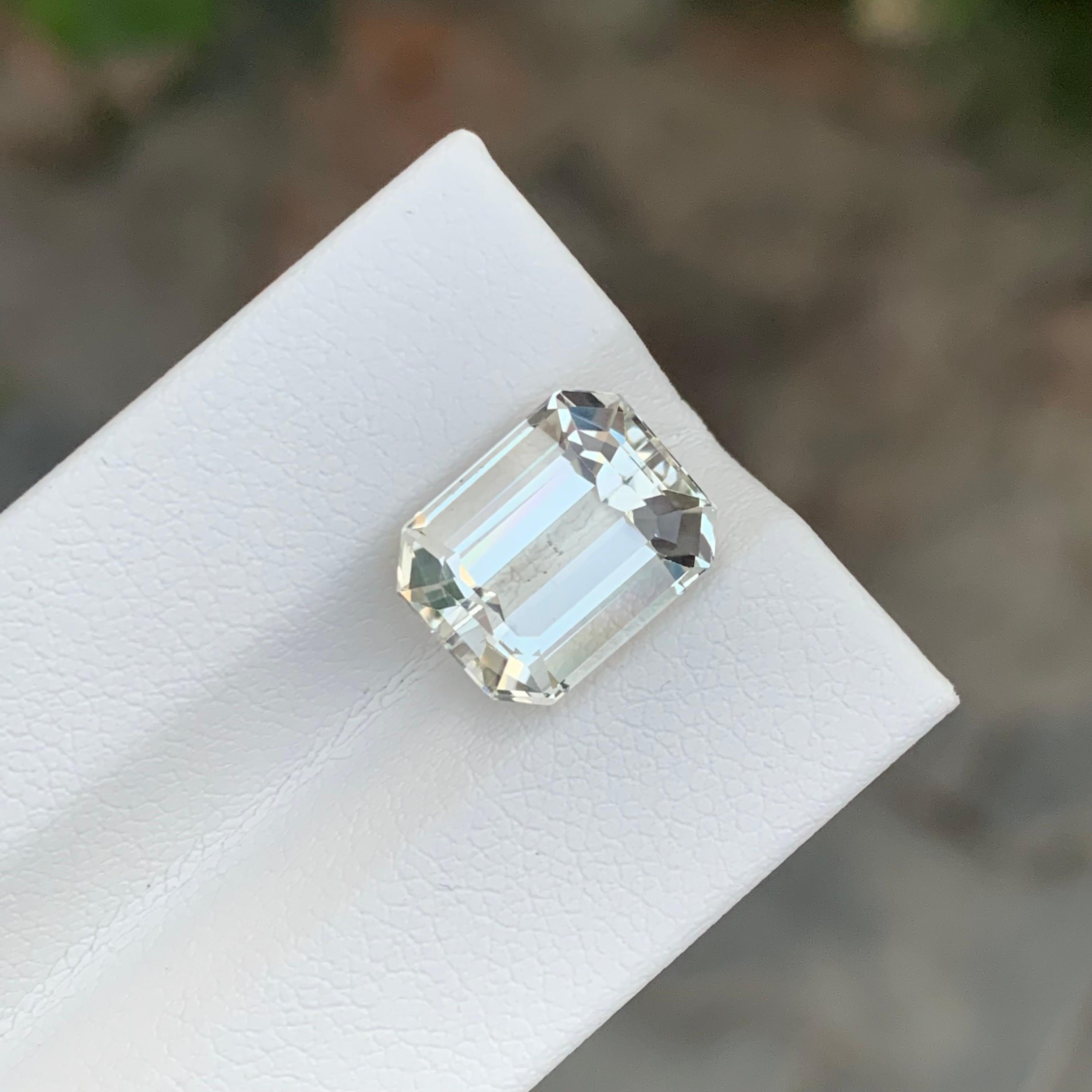 4,85 Karat Hübscher loser Heliodor-Edelstein in Smaragdform (Smaragdschliff) im Angebot