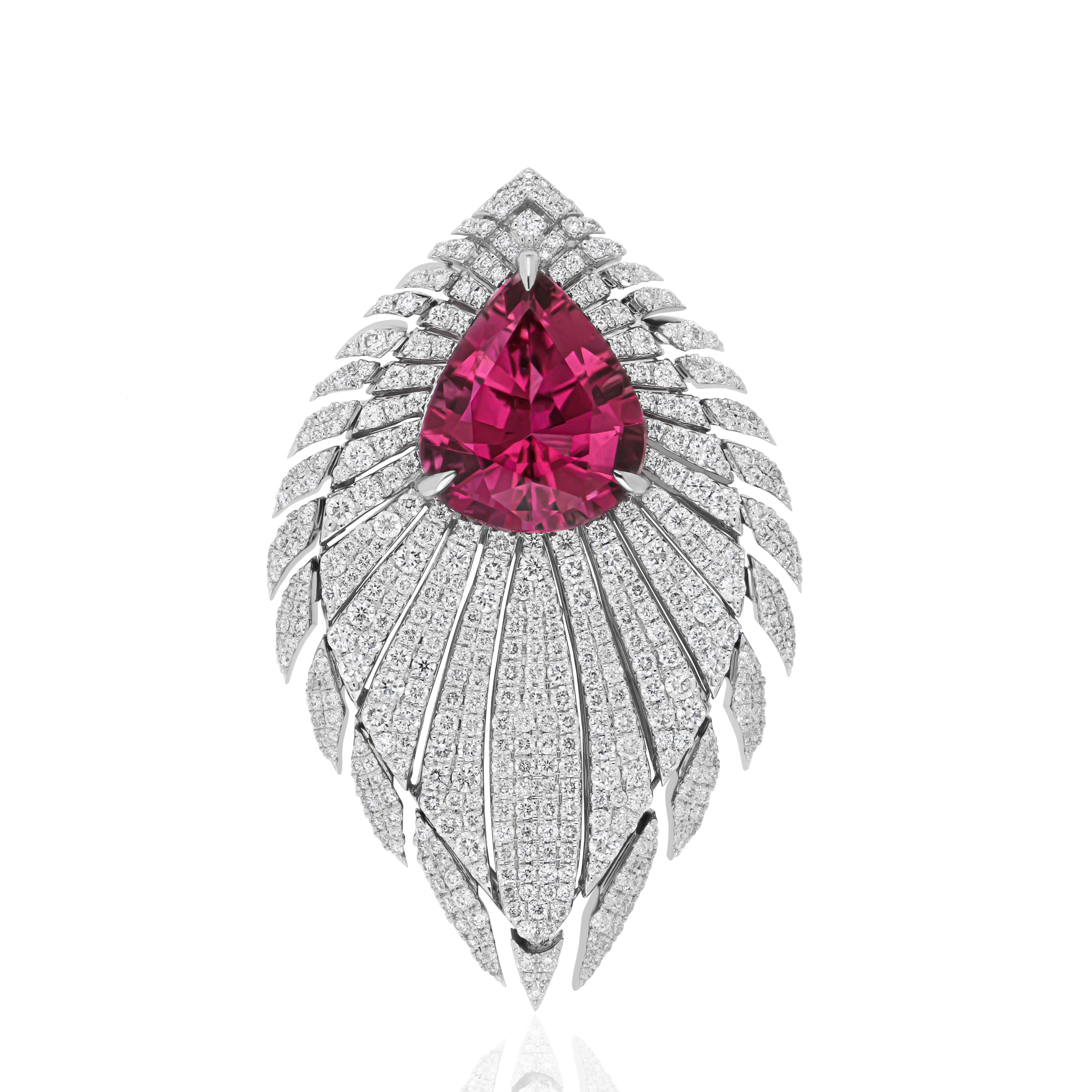4.85 Carat Rubellite & Diamond Pendant in 18K White Gold Pendant for Party Wear For Sale 1