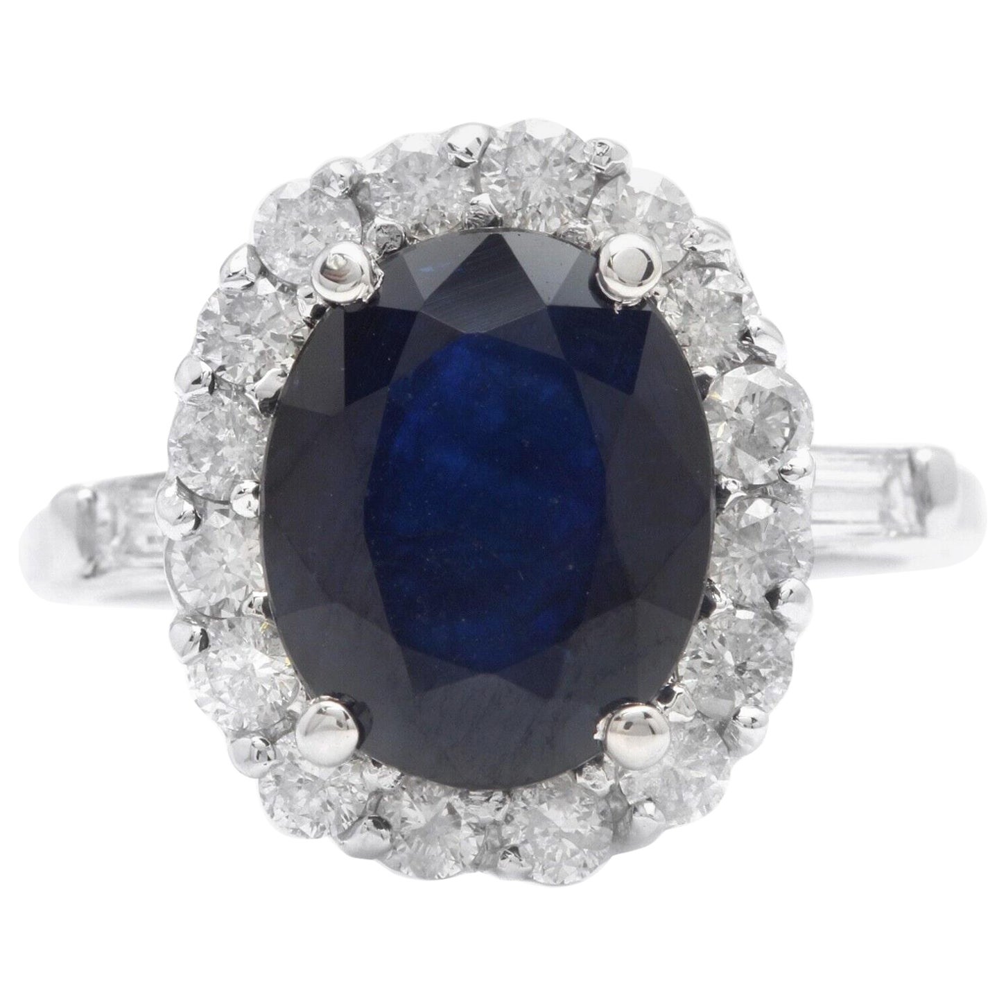 Bague en or blanc massif 14 carats avec saphir bleu naturel exquis de 4,85 carats et diamants