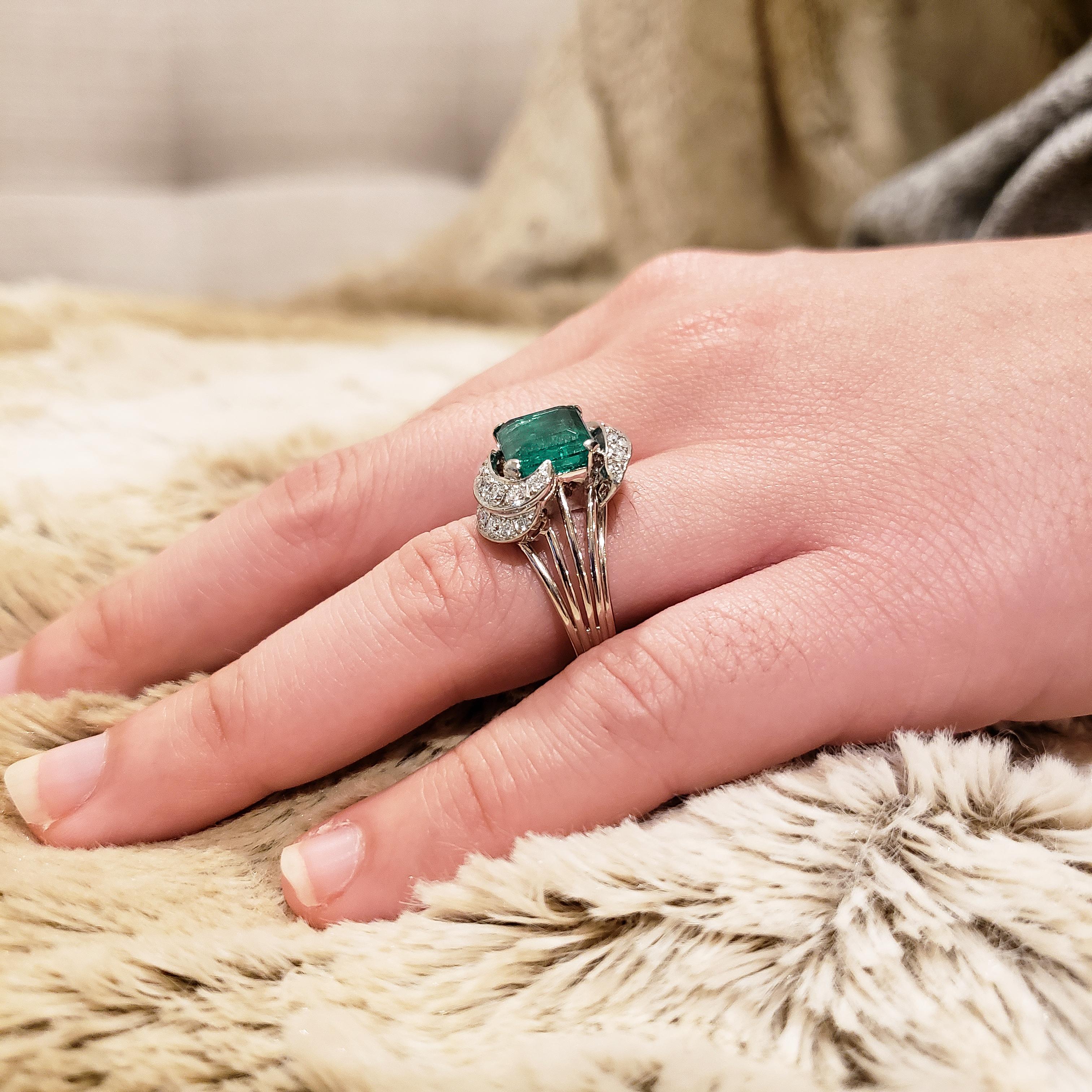 Women's 4.86 Carat Green Emerald and Diamond Cocktail Ring For Sale