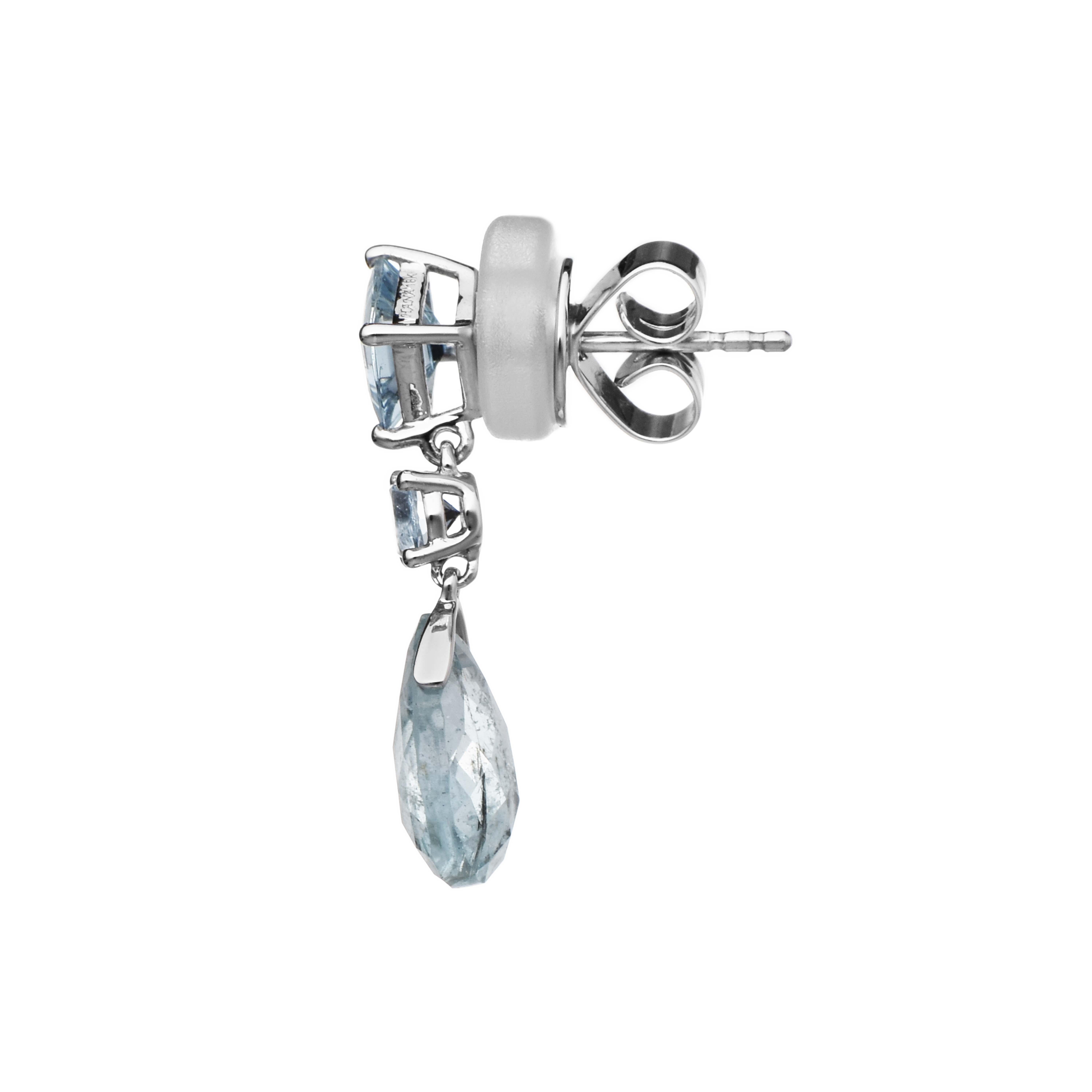 4.86 Carats Aquamarine White Gold Earrings In New Condition For Sale In New York, NY