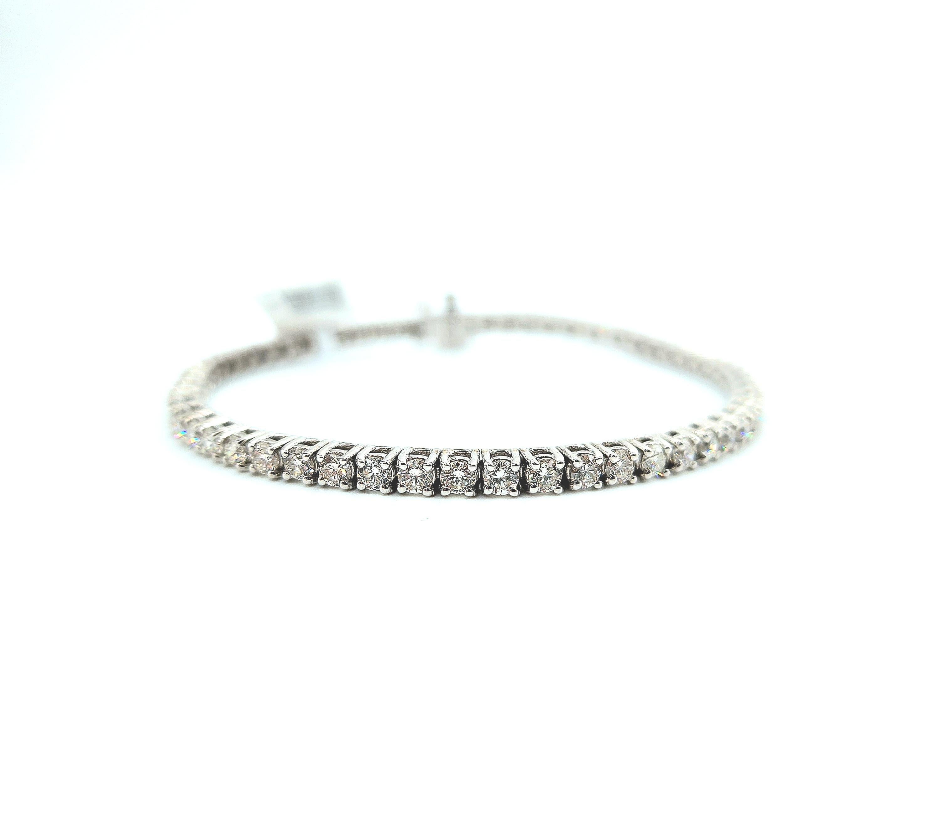 Bracciale tennis con diamanti da 4.86 carati in vendita 4