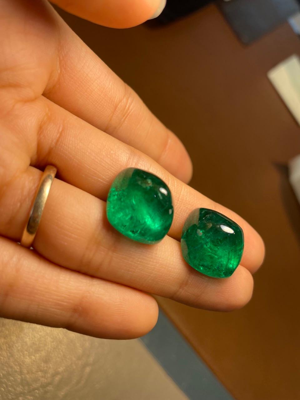 48,64 Carati, coppia di cabochon quadrati dello Zambia In condizioni ottime in vendita a Hong Kong, HK