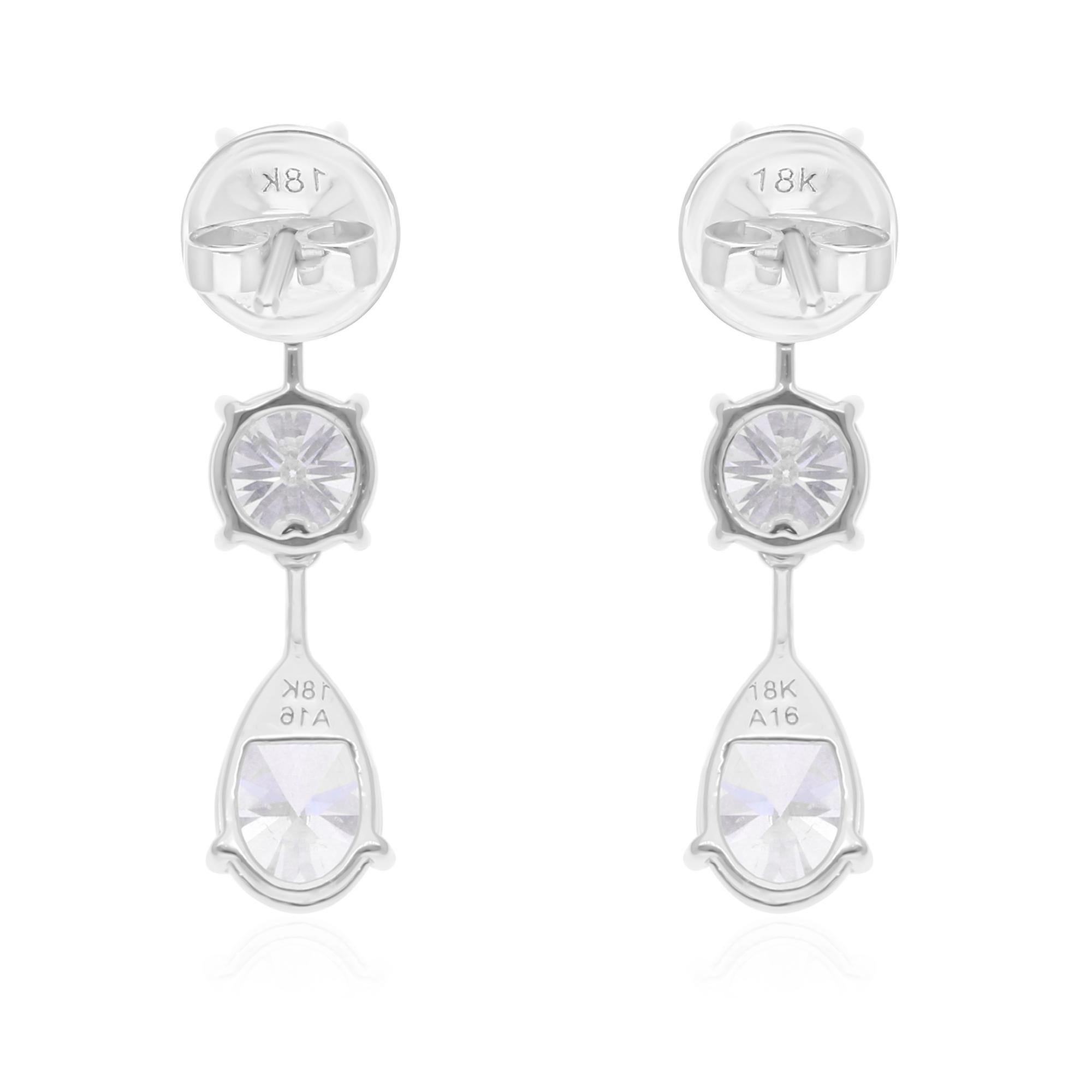 Orecchini con diamanti a forma multipla da 4,87 carati SI/H Oro bianco 18 carati In condizioni Nuovo in vendita a Diera, Dubai